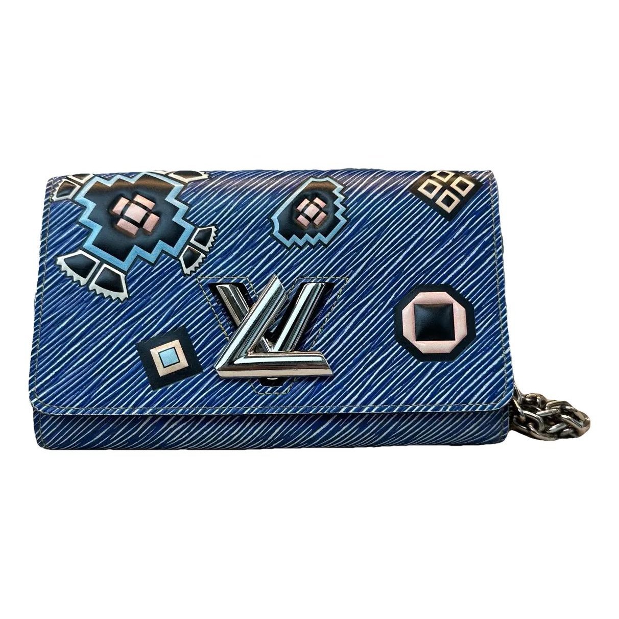 Twist Belt Wallet On Chain leather crossbody bag
