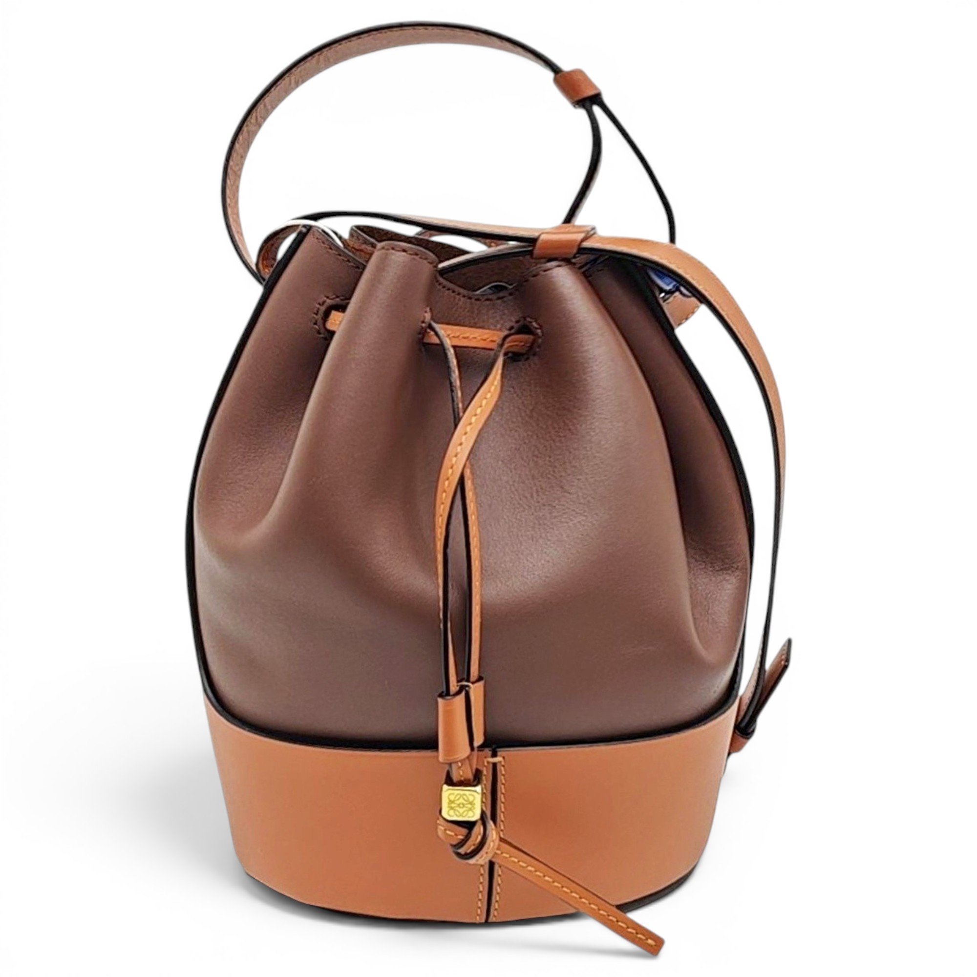 Balloon leather handbag