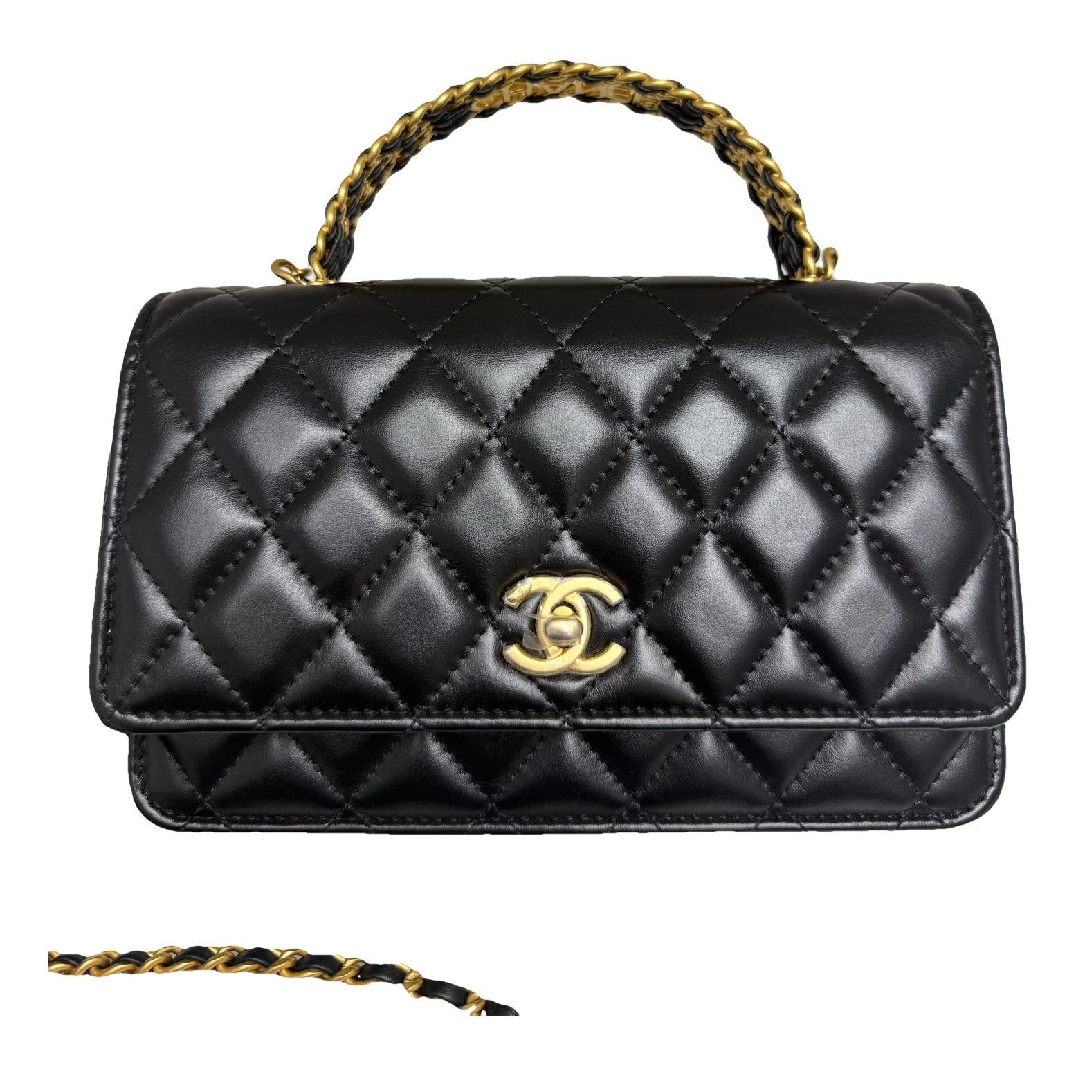 Wallet On Chain Timeless/Classique leather crossbody bag