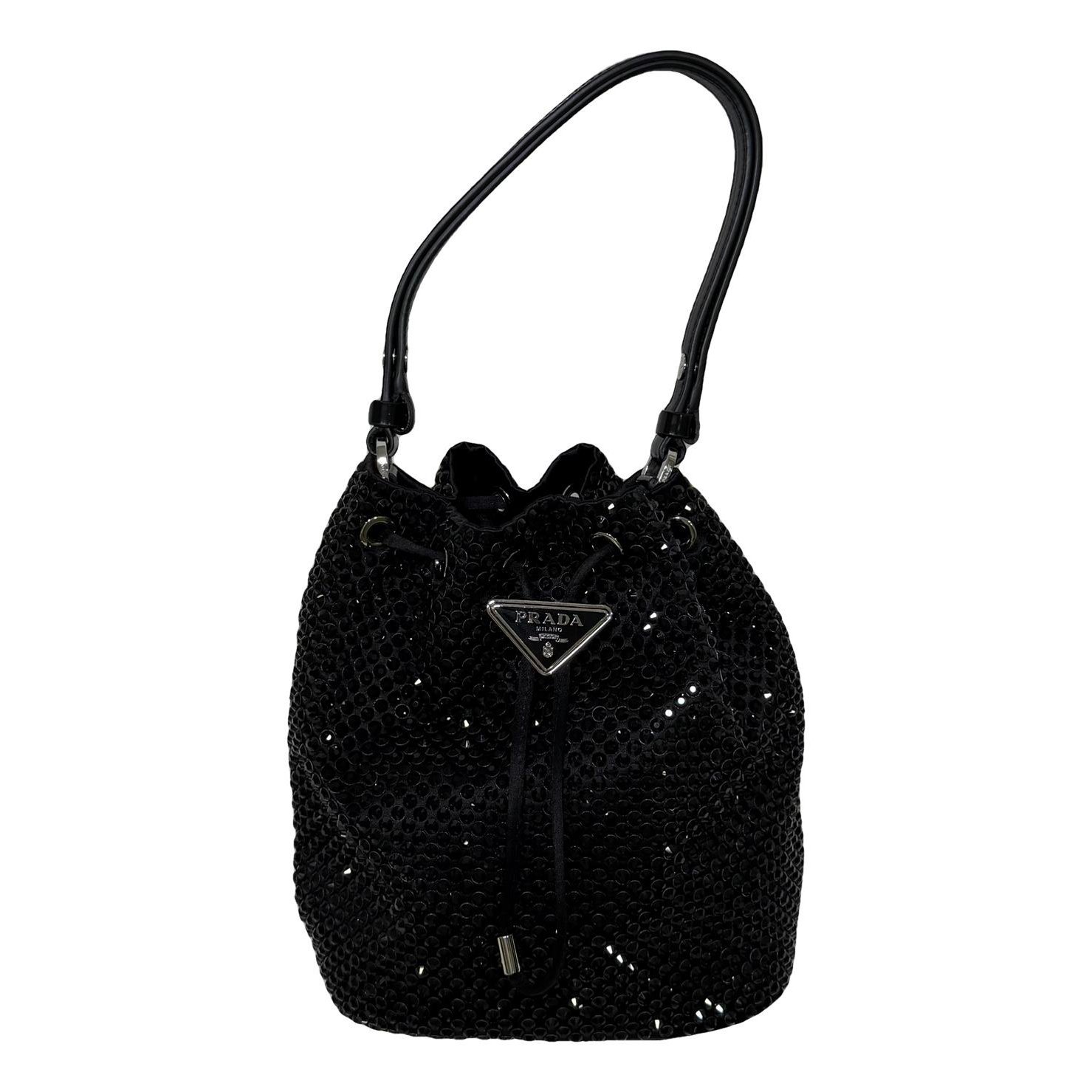 Re-Edition 1978 Bucket leather handbag