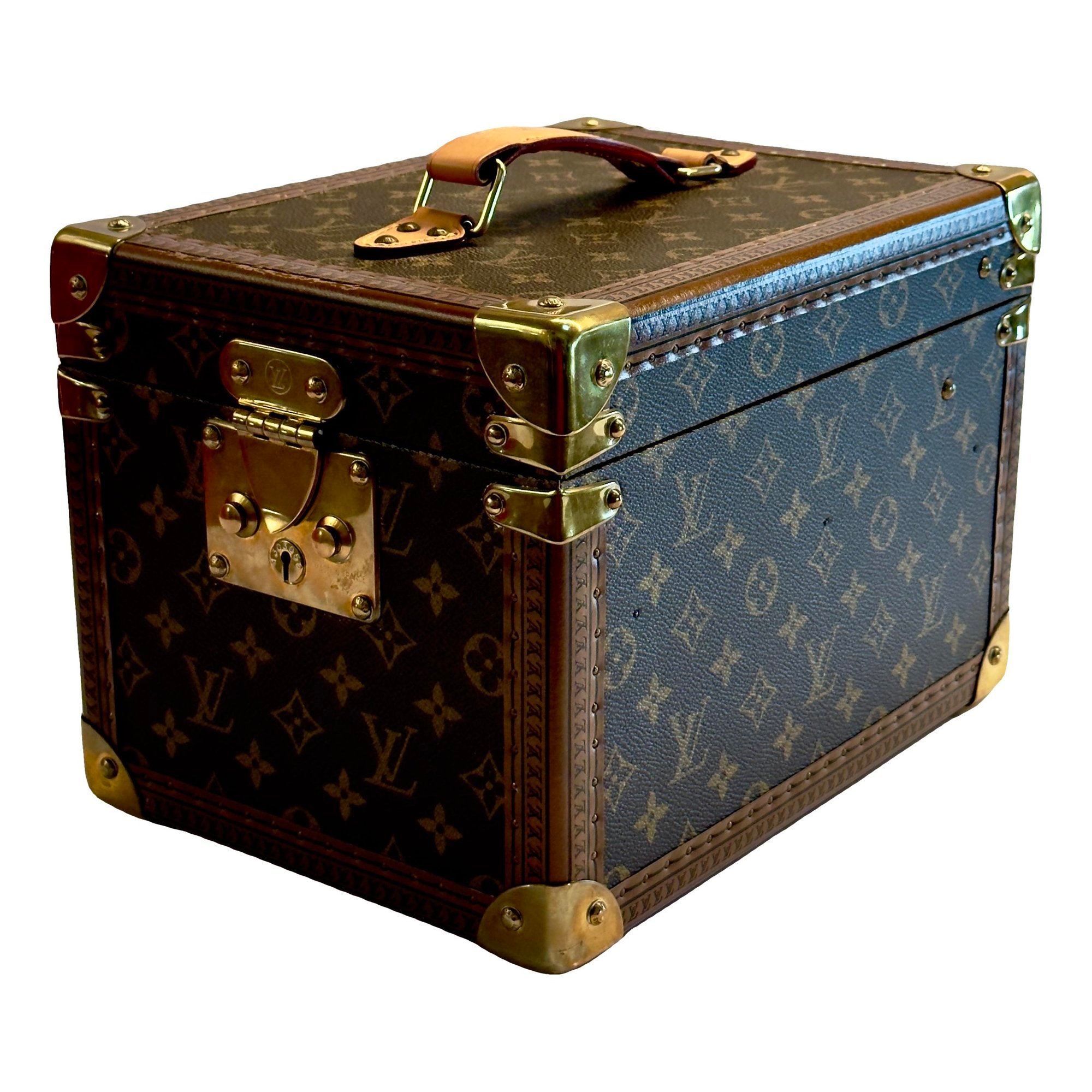Leather vanity case