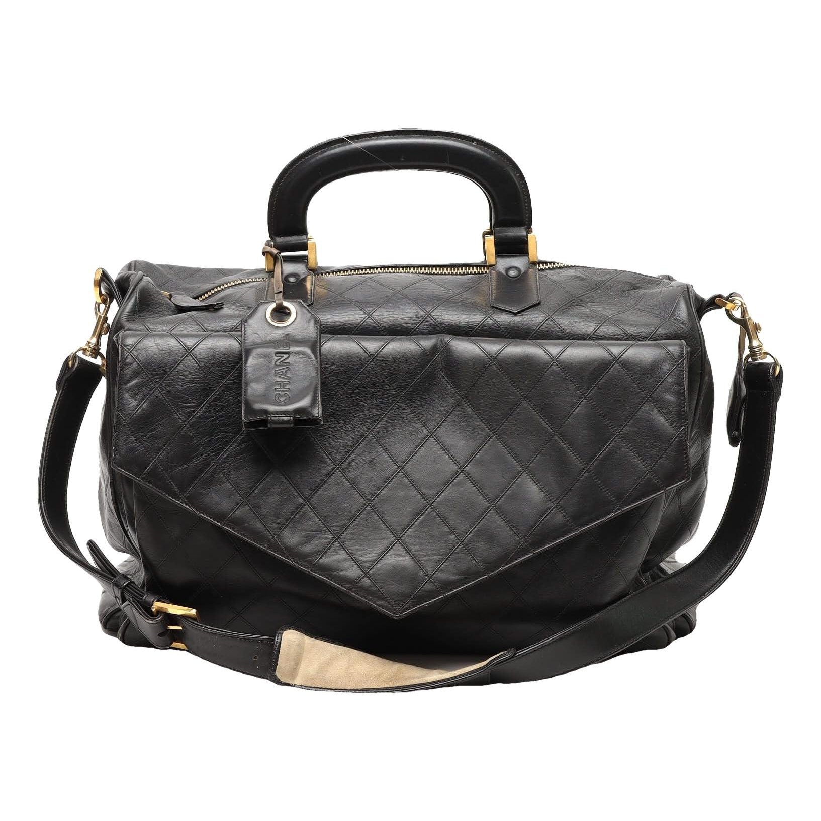 Leather travel bag