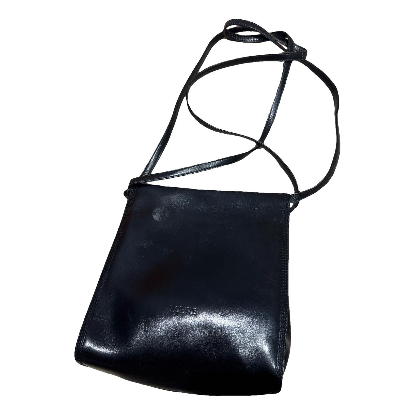 Leather crossbody bag