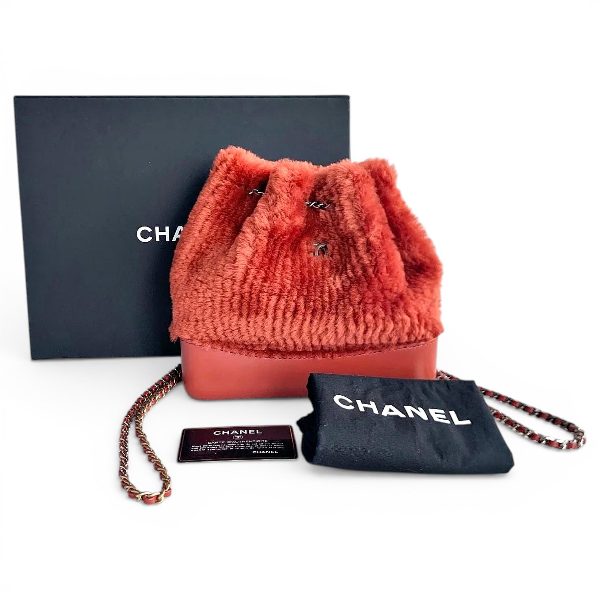 Chanel 19 cloth bag
