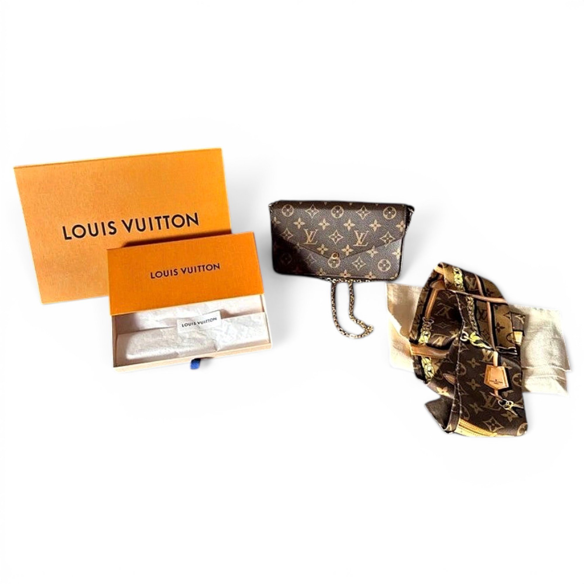 Leather clutch bag
