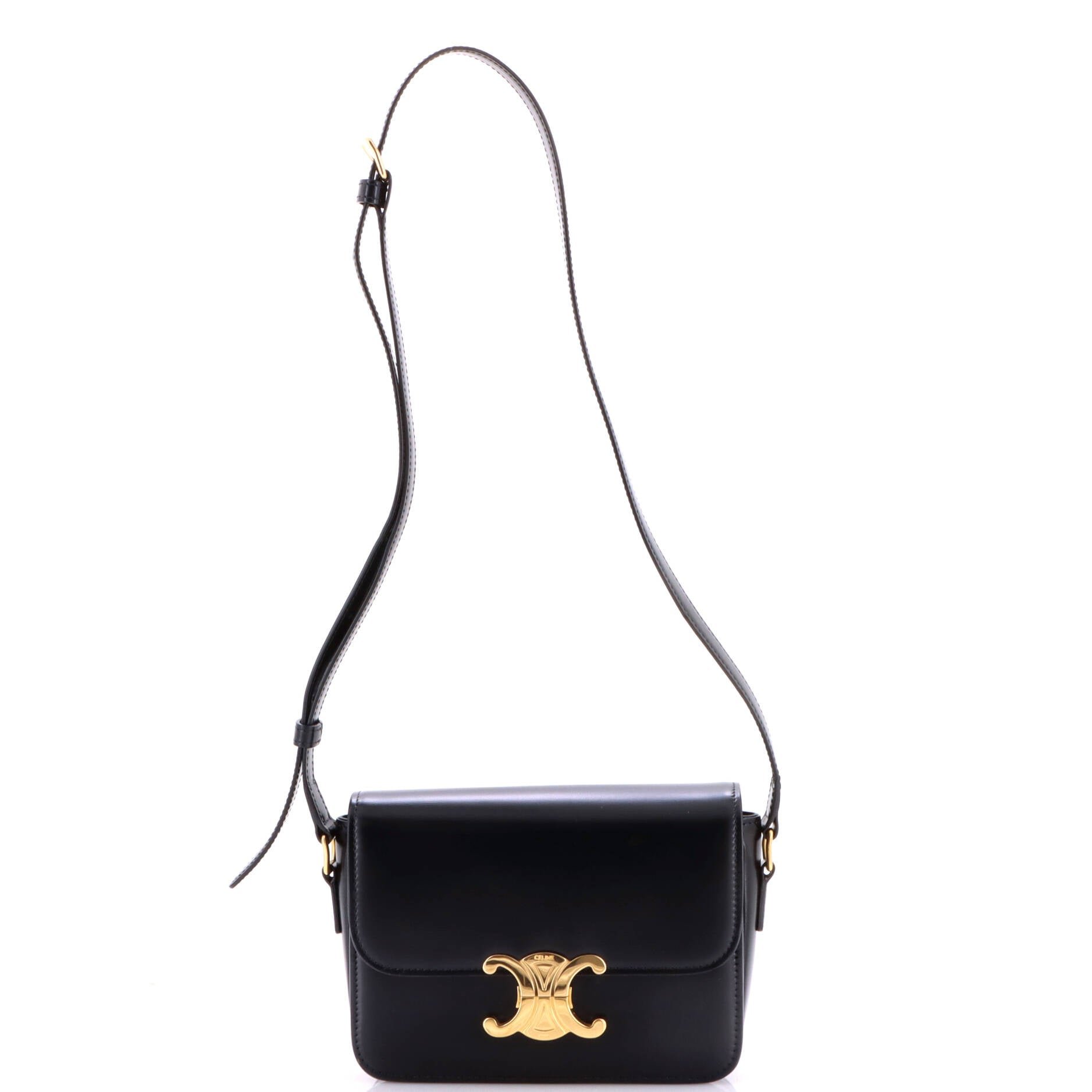 Triomphe Shoulder Bag Smooth Calfskin Teen