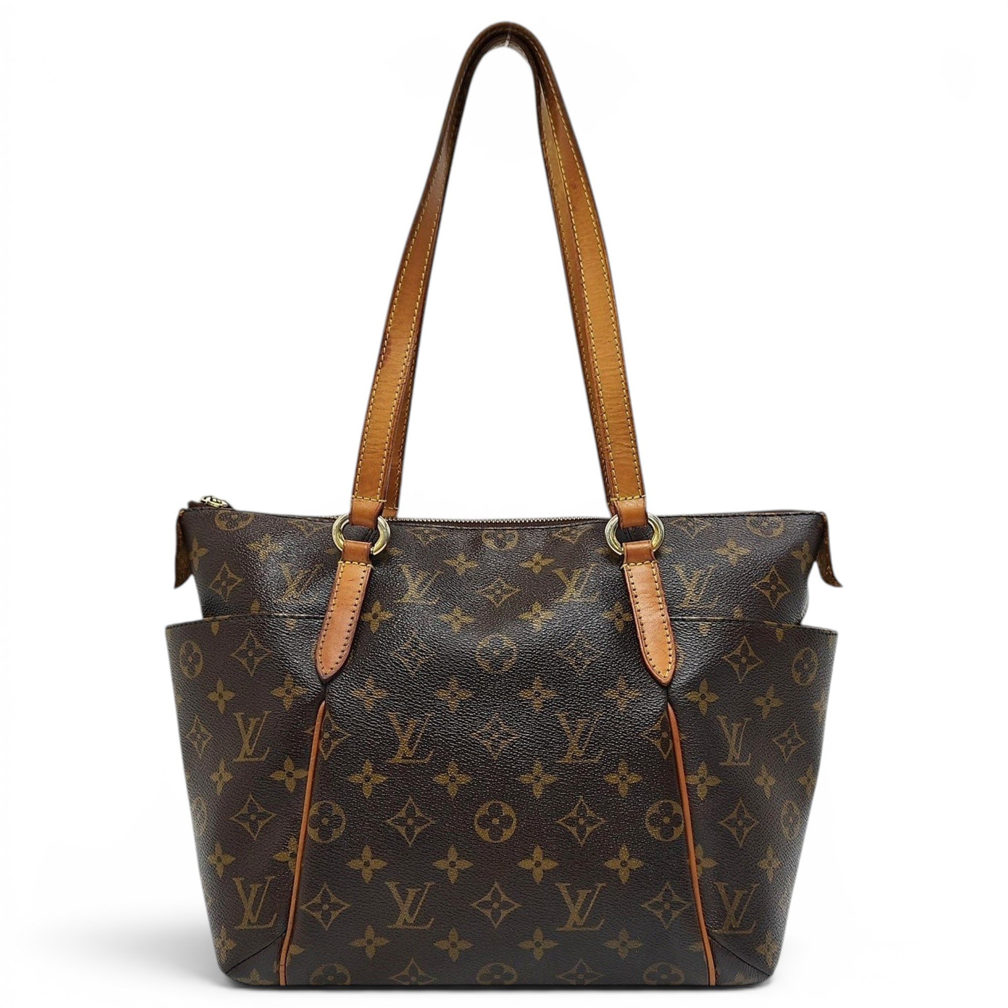Totally leather handbag