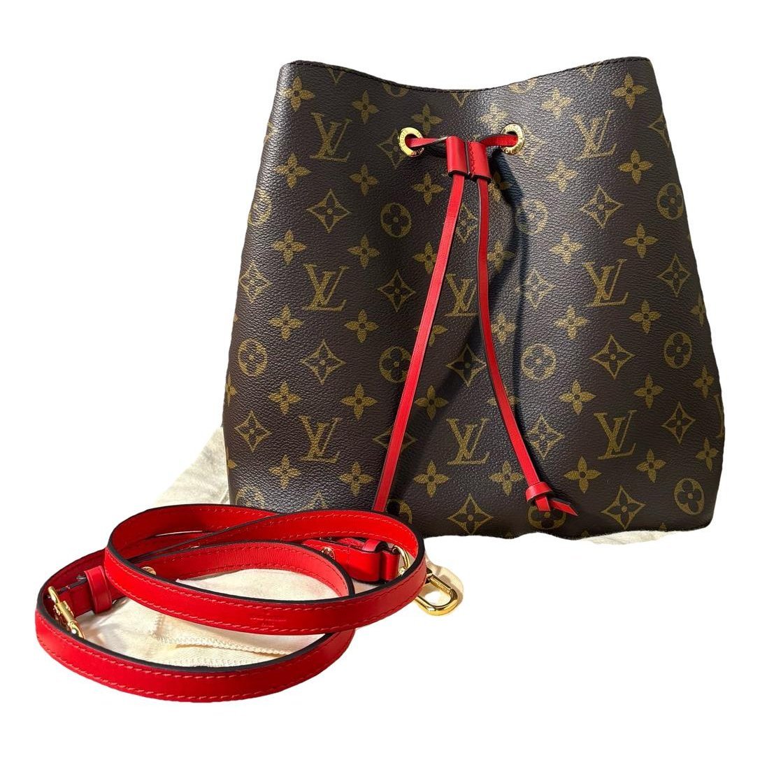 NéoNoé leather handbag