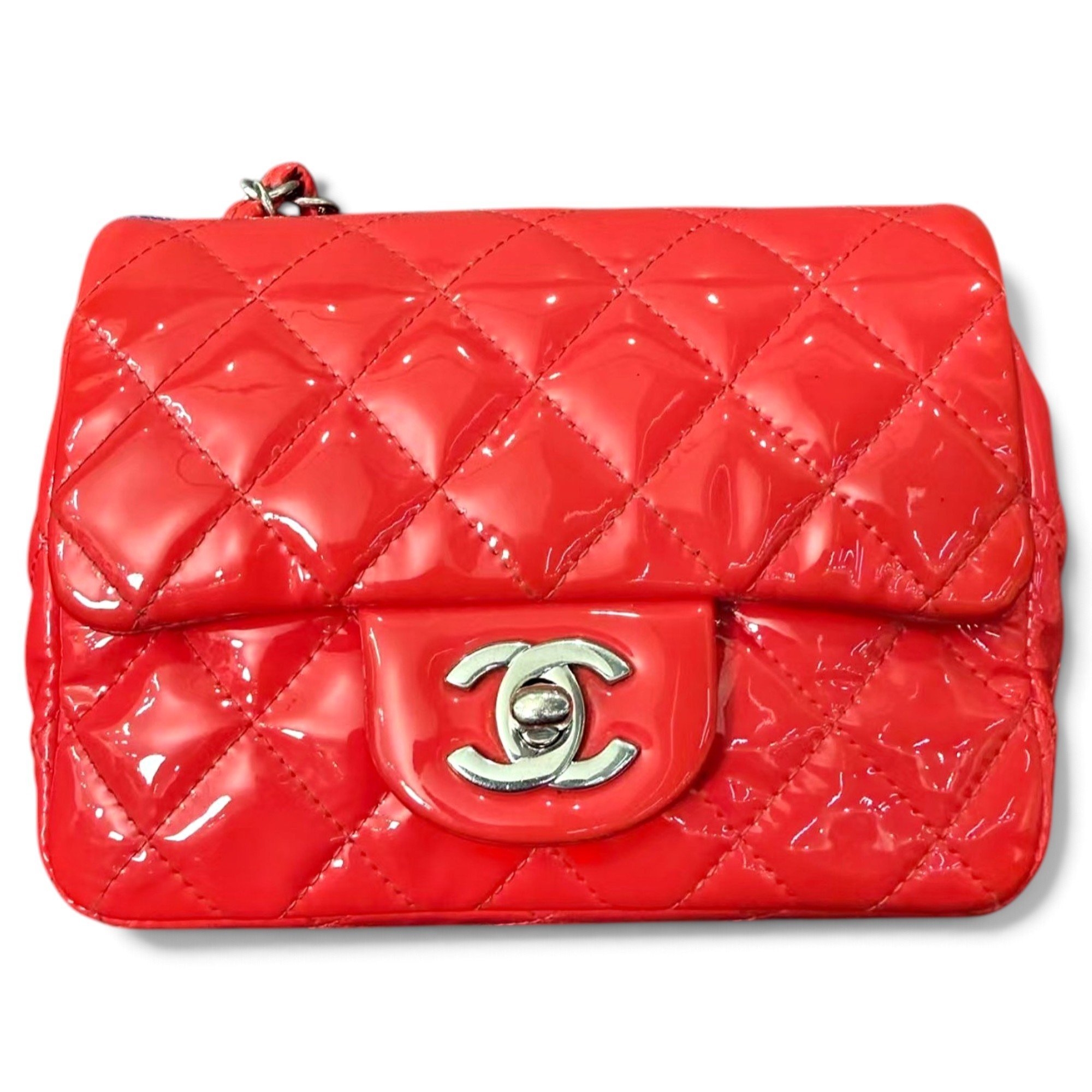 Timeless/Classique patent leather handbag