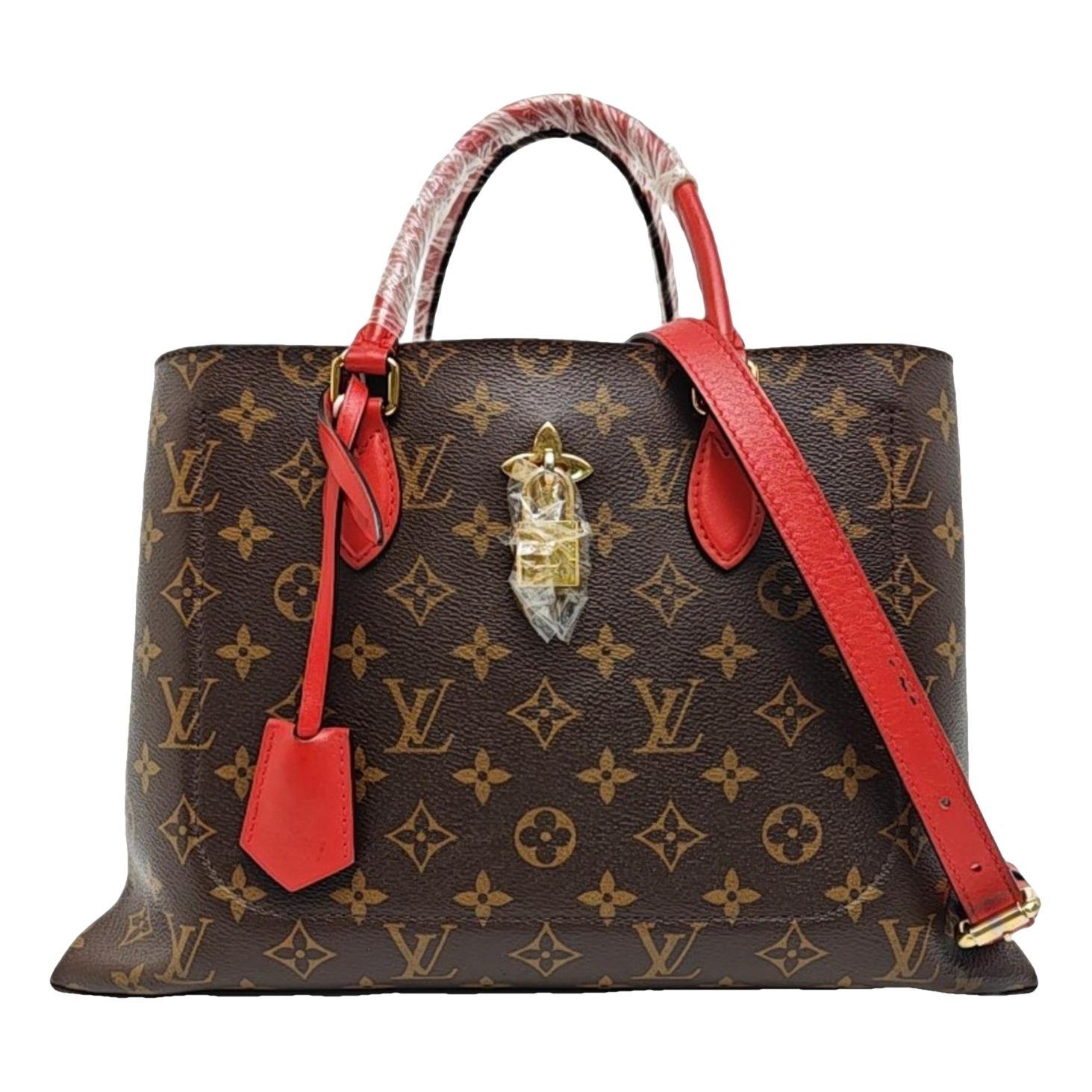 Bellflower leather handbag