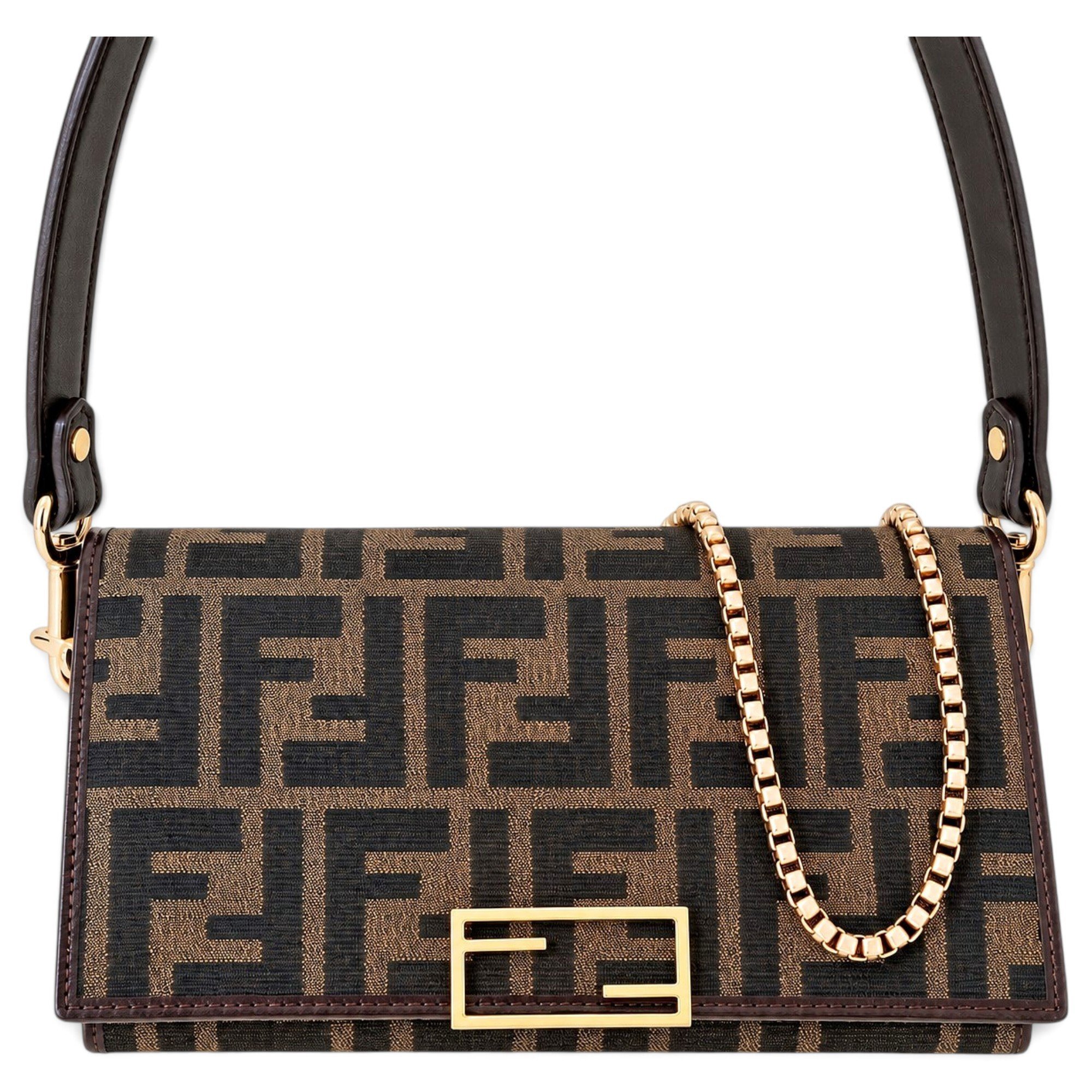 Baguette cloth handbag