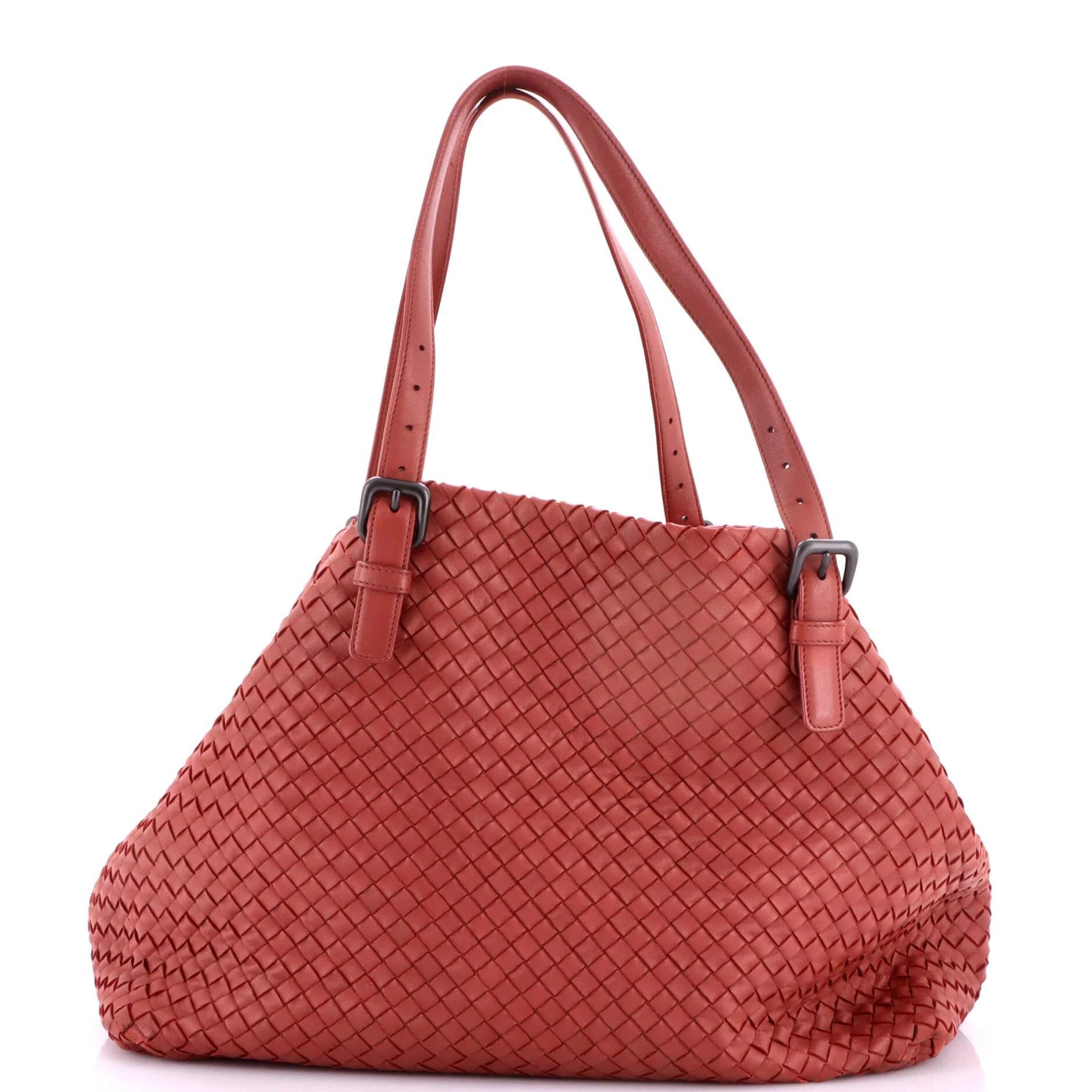 Leather tote