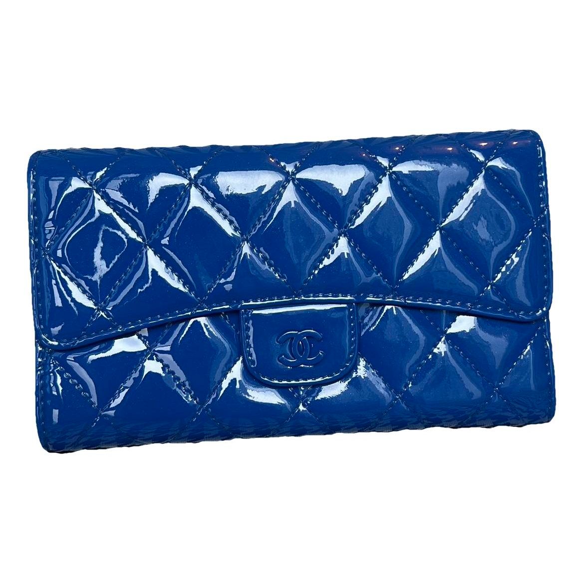 Patent leather clutch bag