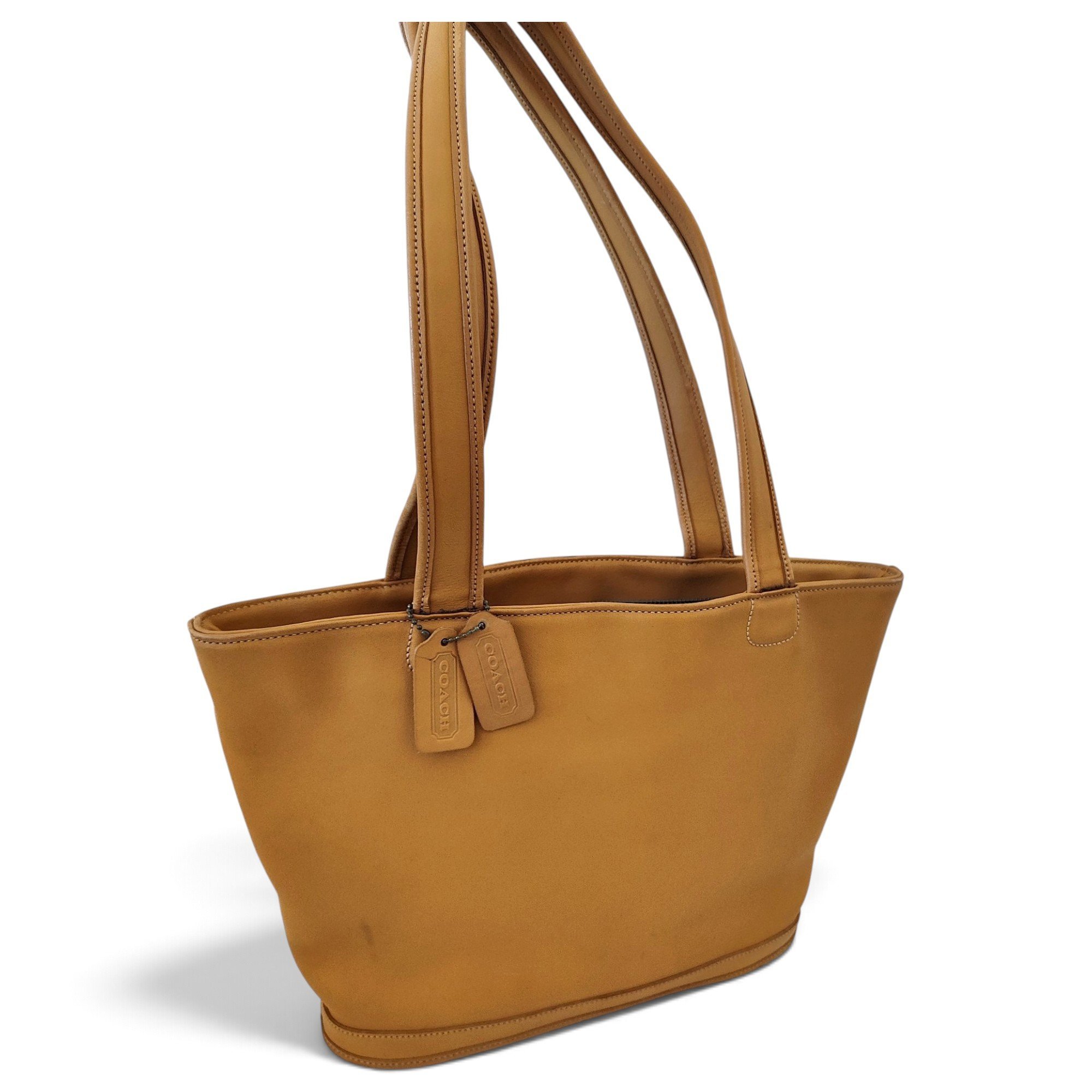 Leather tote