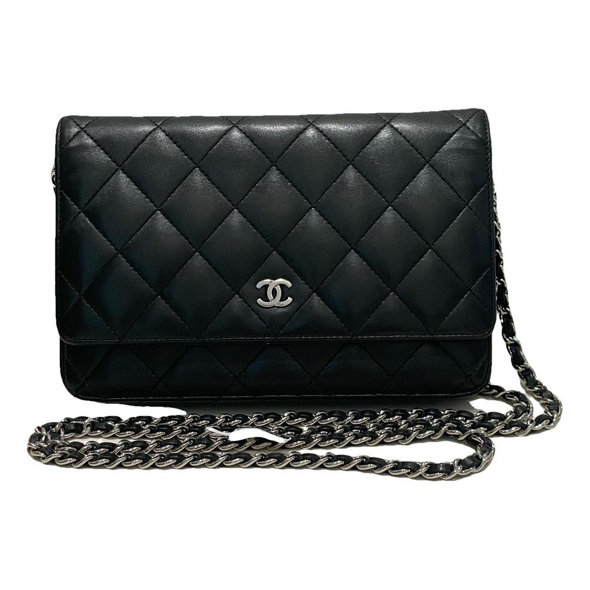 Wallet On Chain Timeless/Classique leather crossbody bag