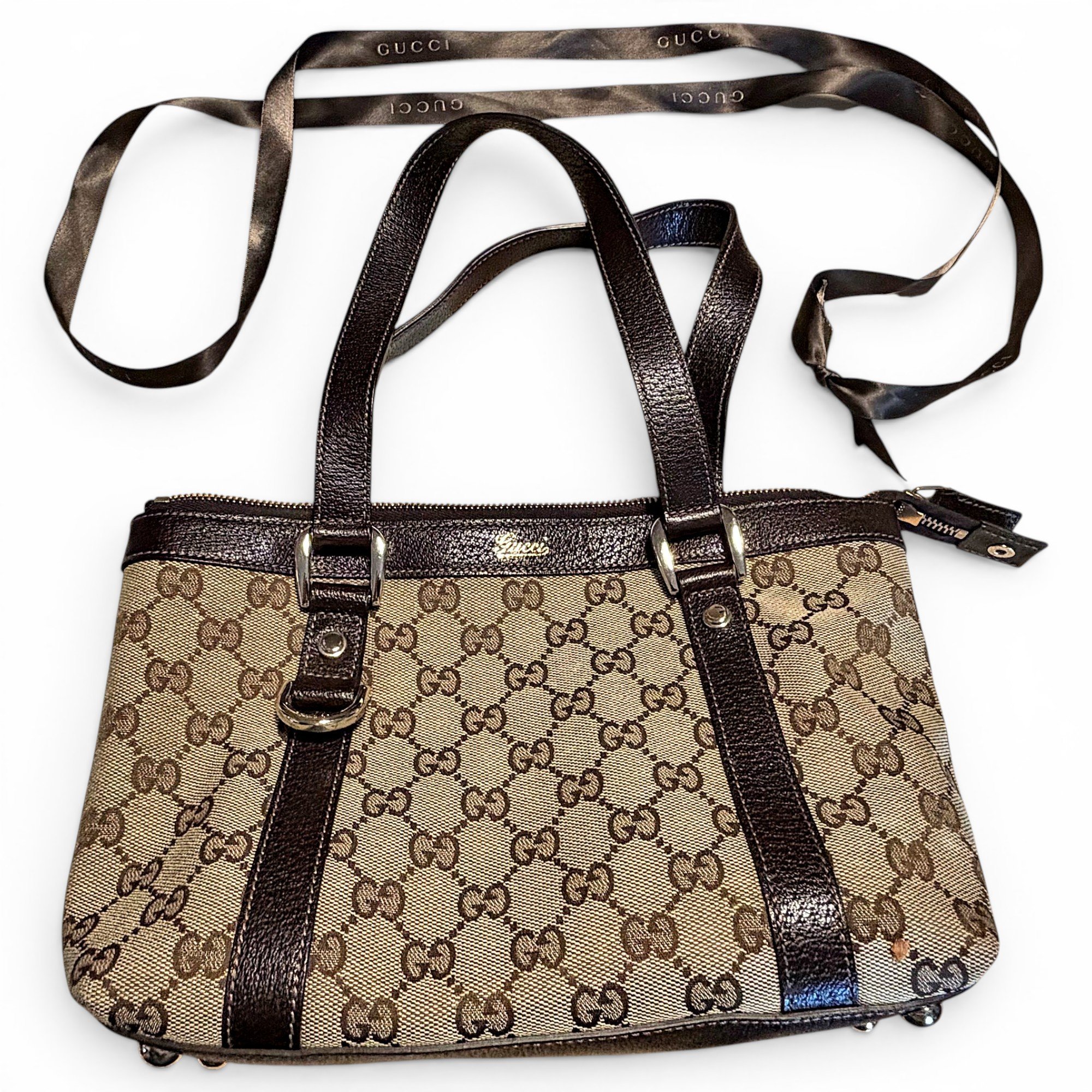 Gucci Abbey leather handbag