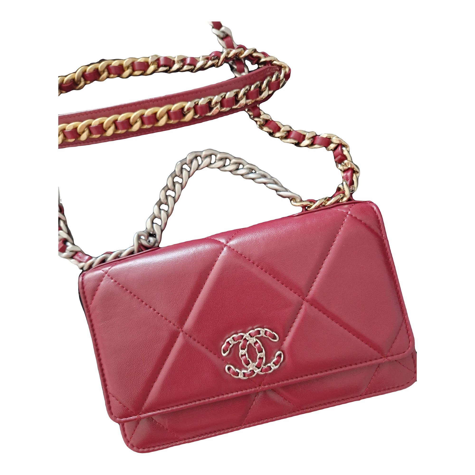 Wallet On Chain Chanel 19 leather crossbody bag