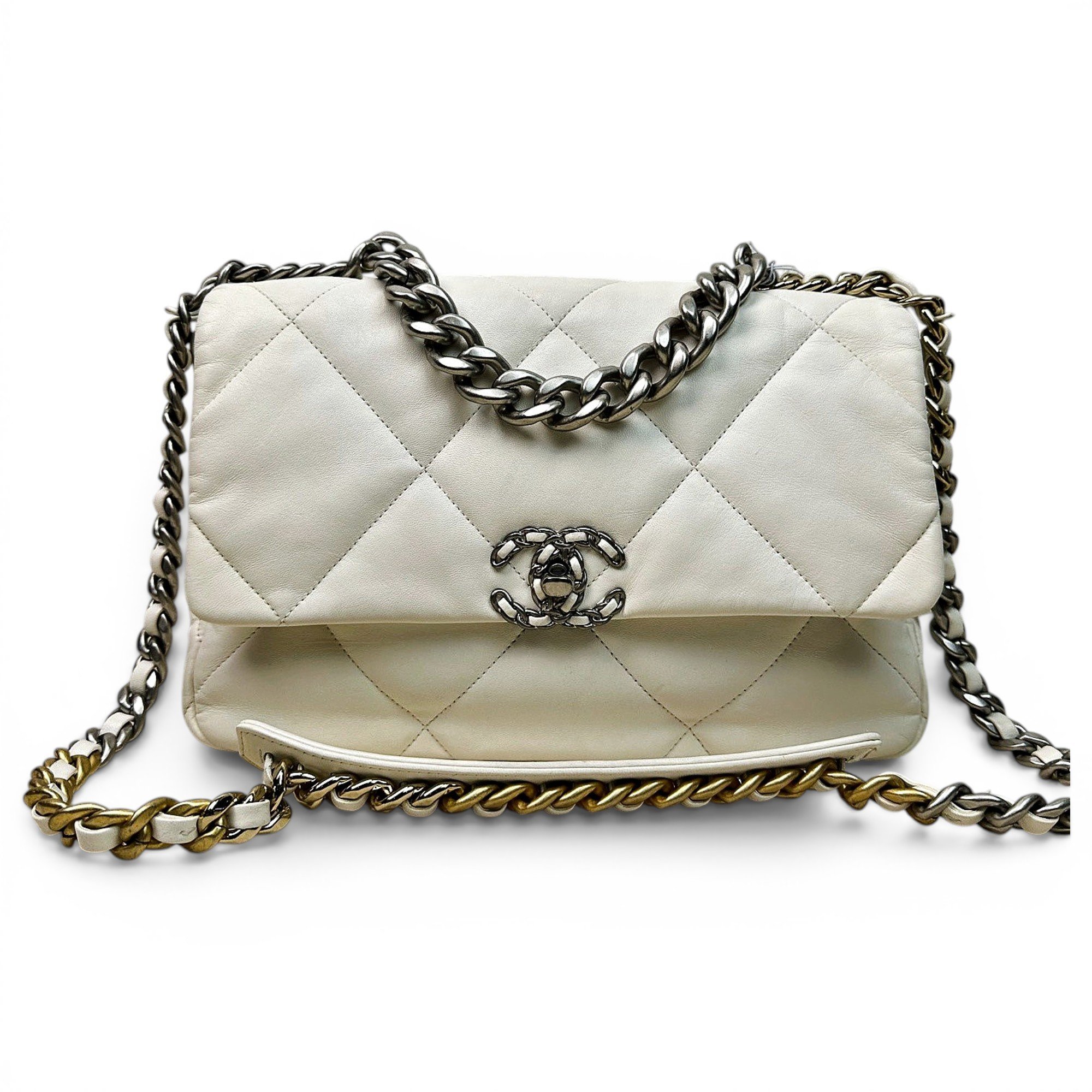 Chanel 19 leather handbag