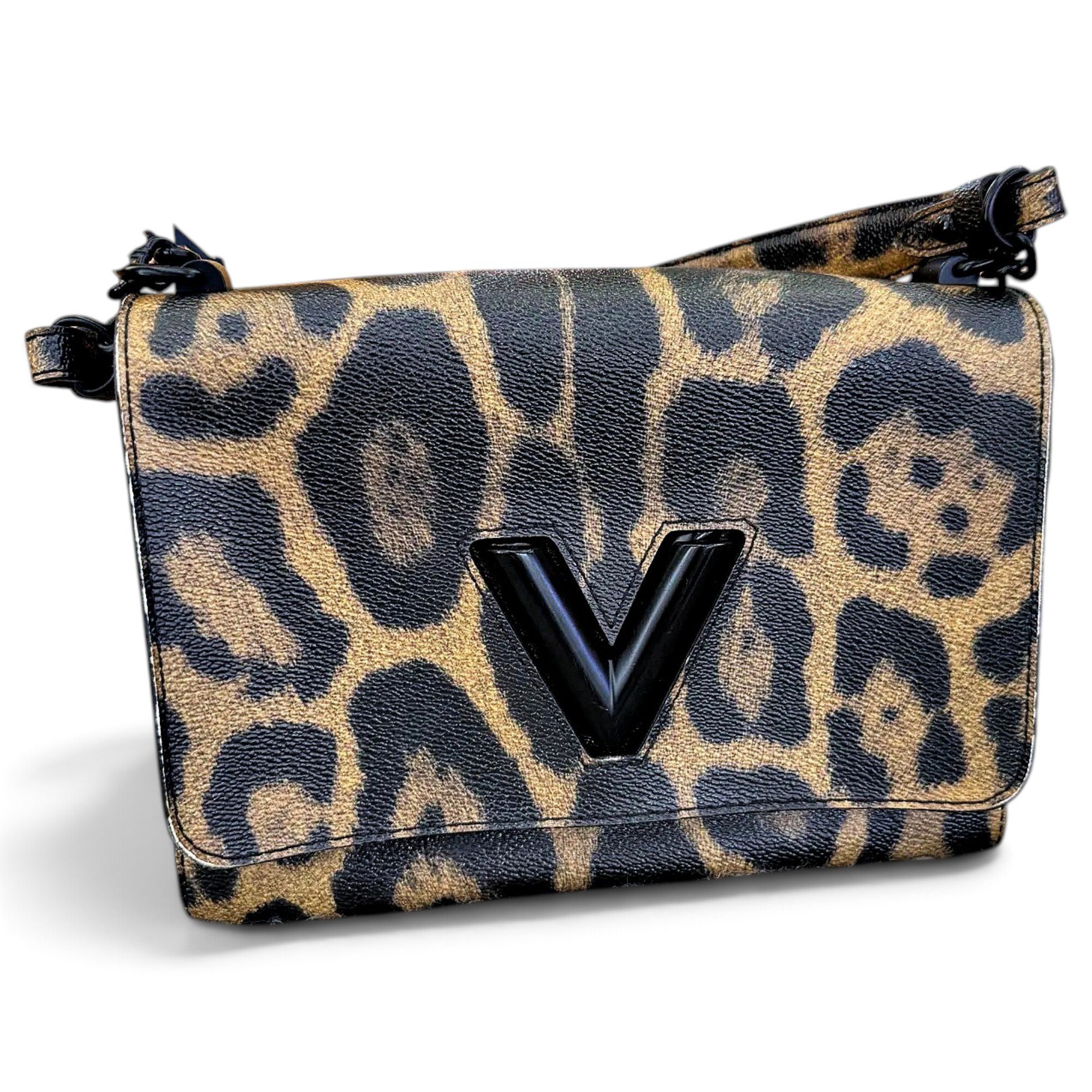 Twist leather crossbody bag