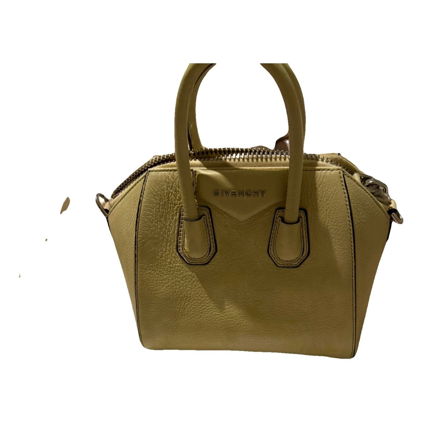Givenchy Antigona leather handbag