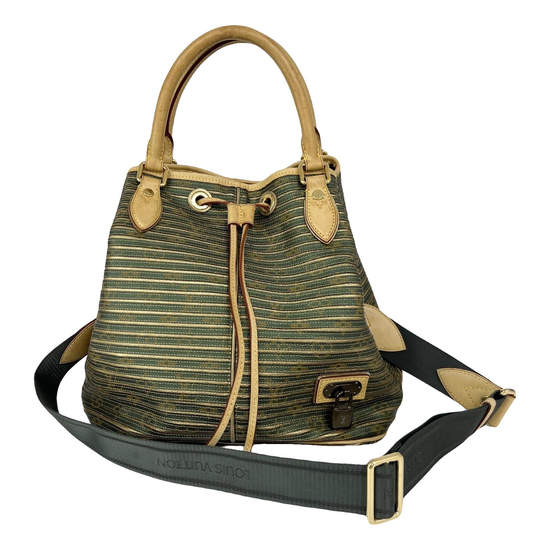 Louis Vuitton Noé cloth handbag