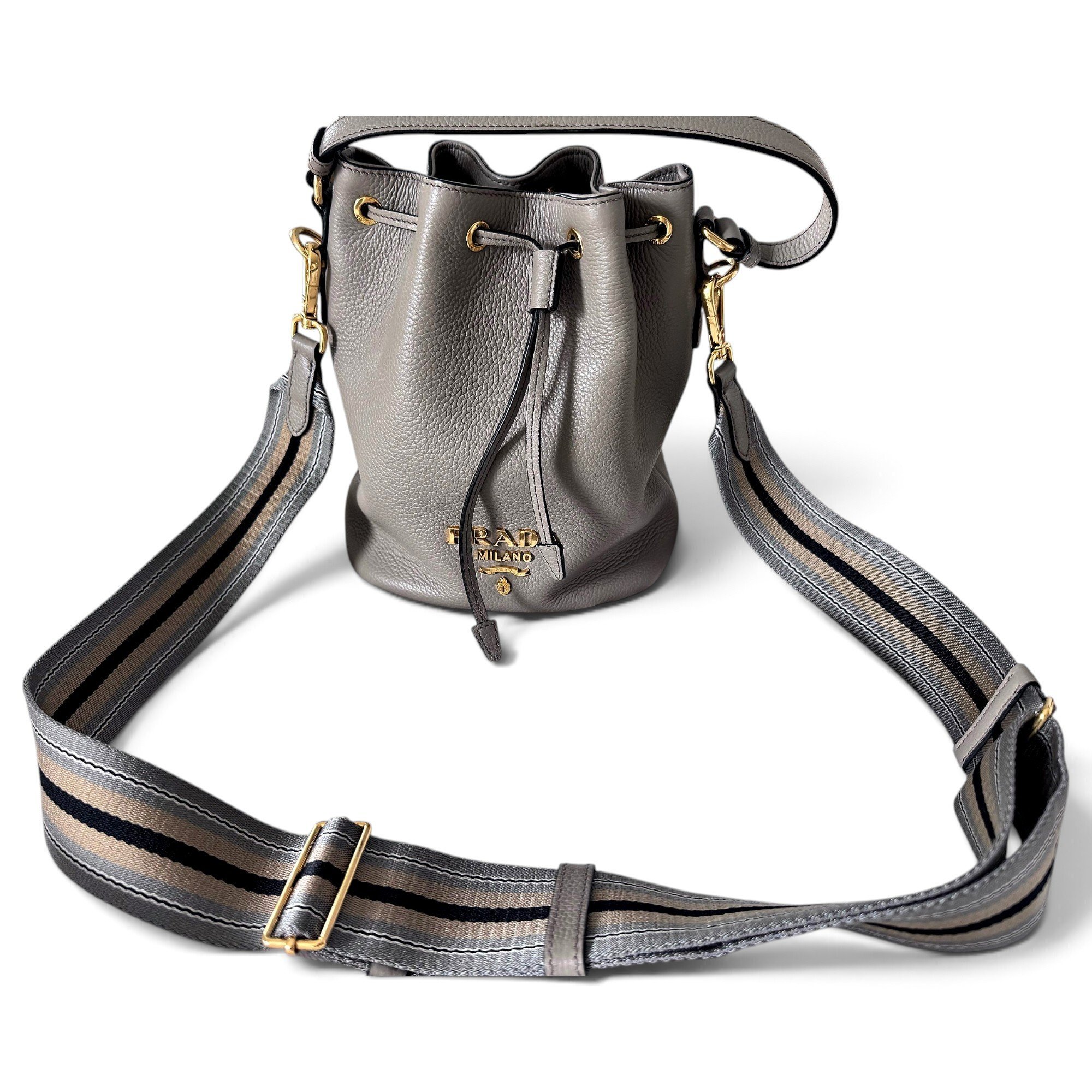 Leather bag