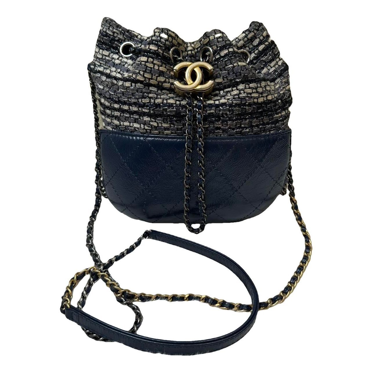 Gabrielle Bucket leather crossbody bag