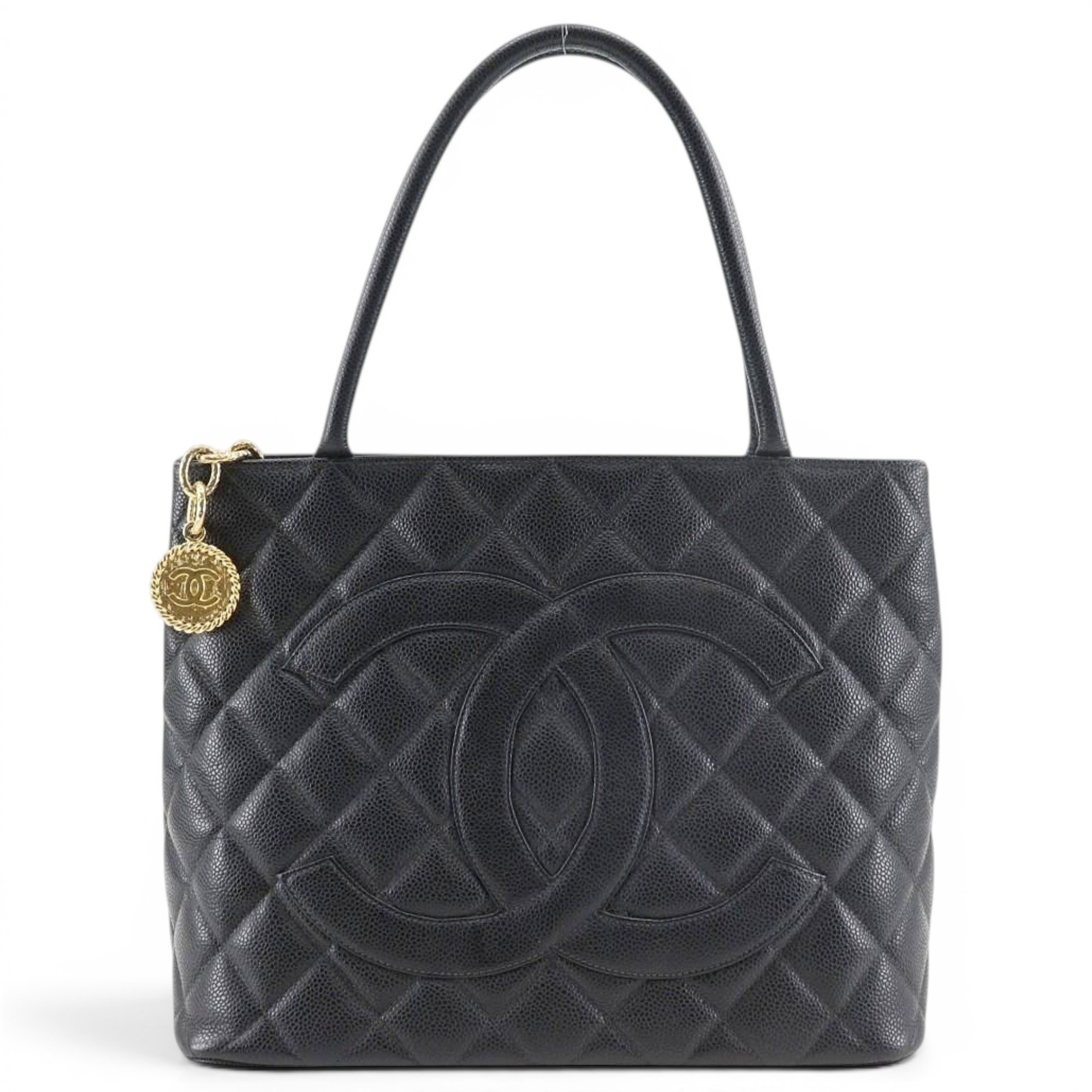 Médaillon leather tote