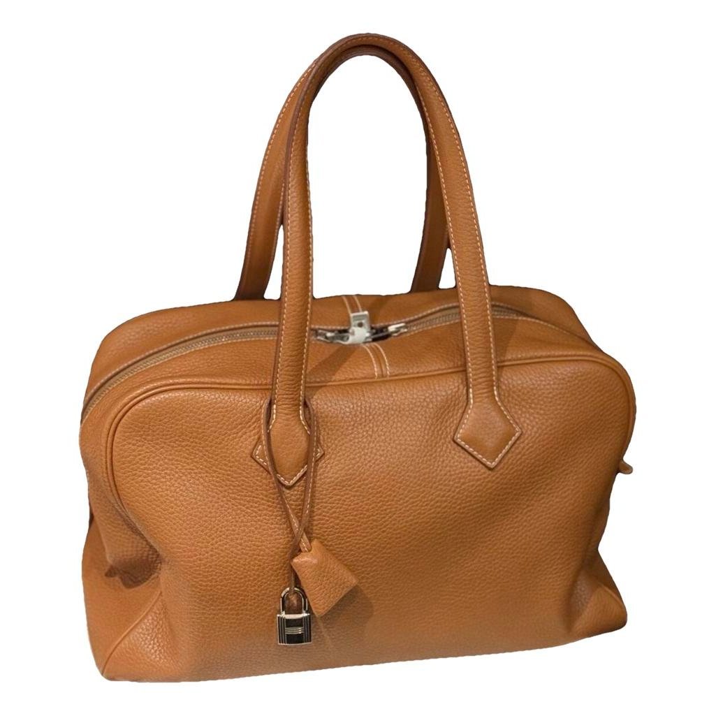 Victoria leather handbag