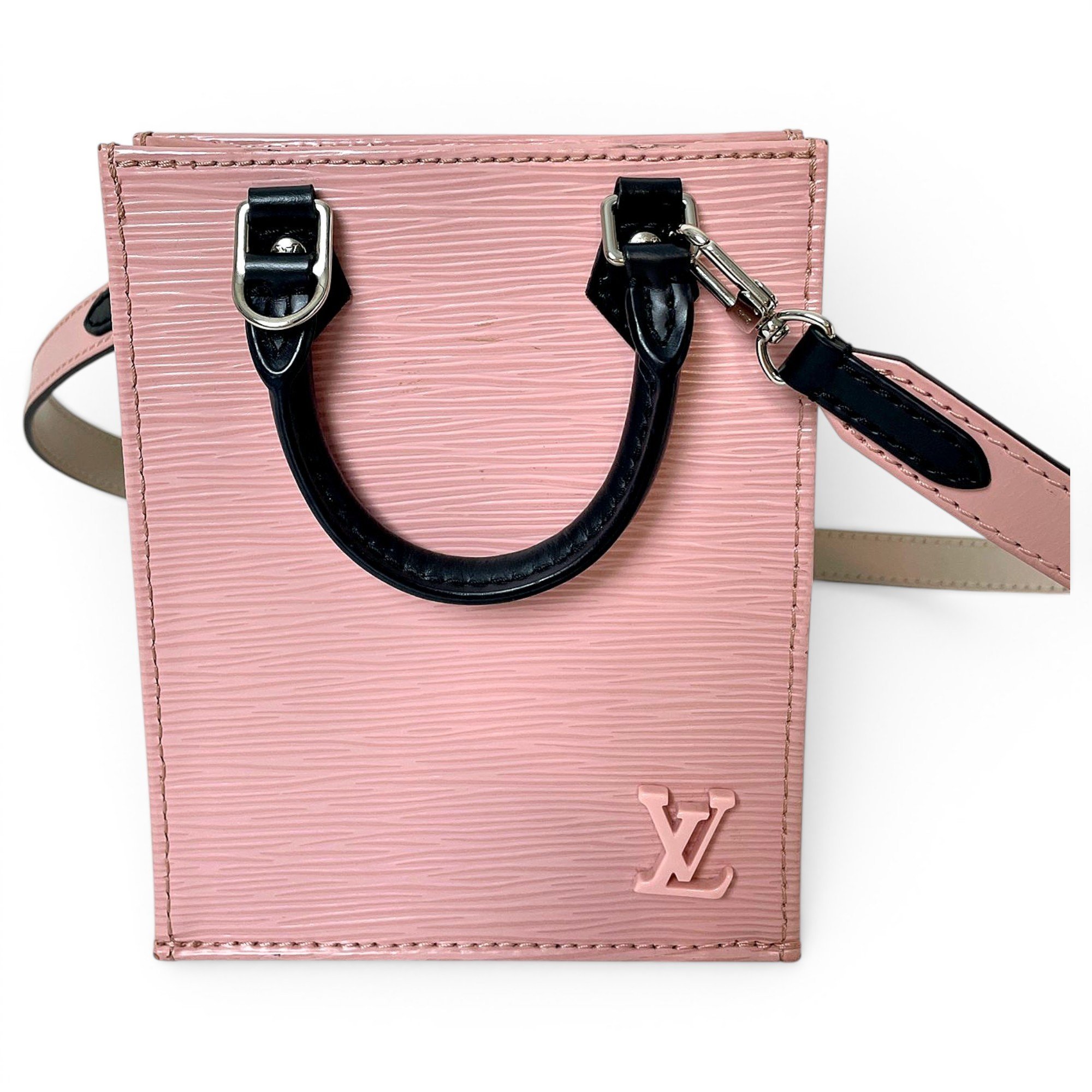 Plat leather handbag