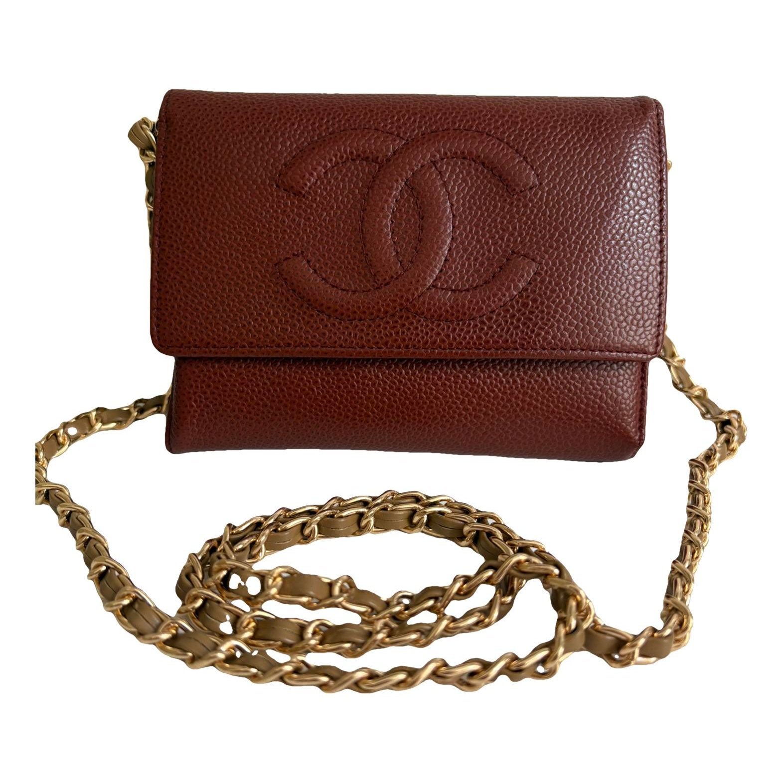 Timeless/Classique leather crossbody bag