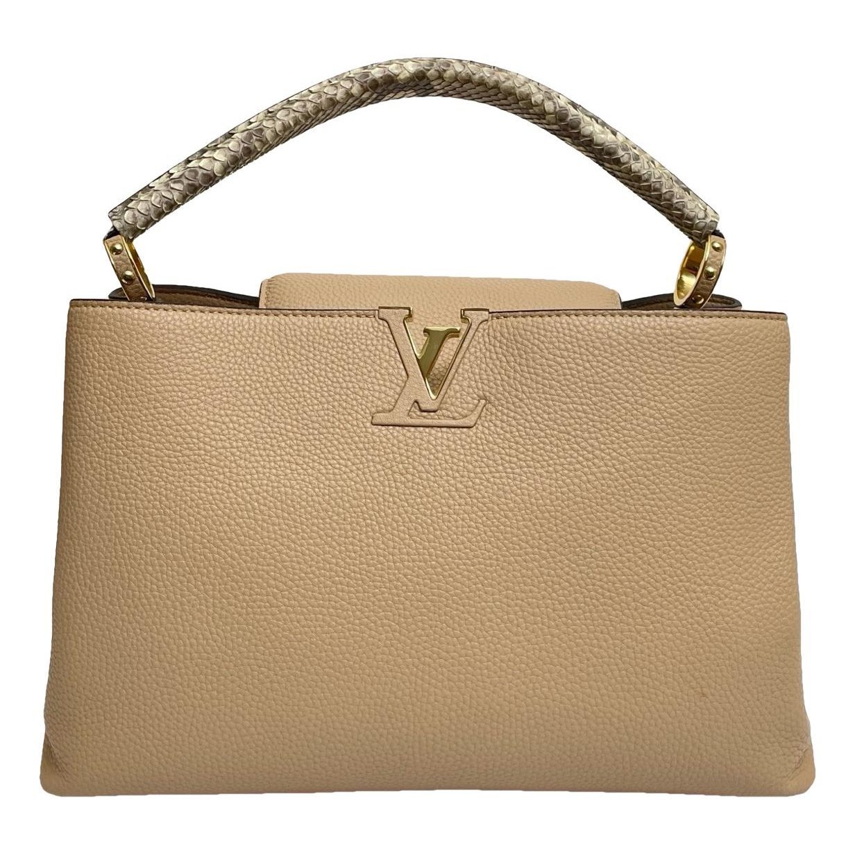 Capucines leather handbag