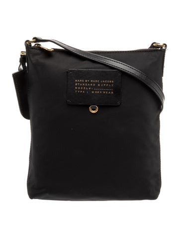 Marc Jacobs Signature Shoulder Bag