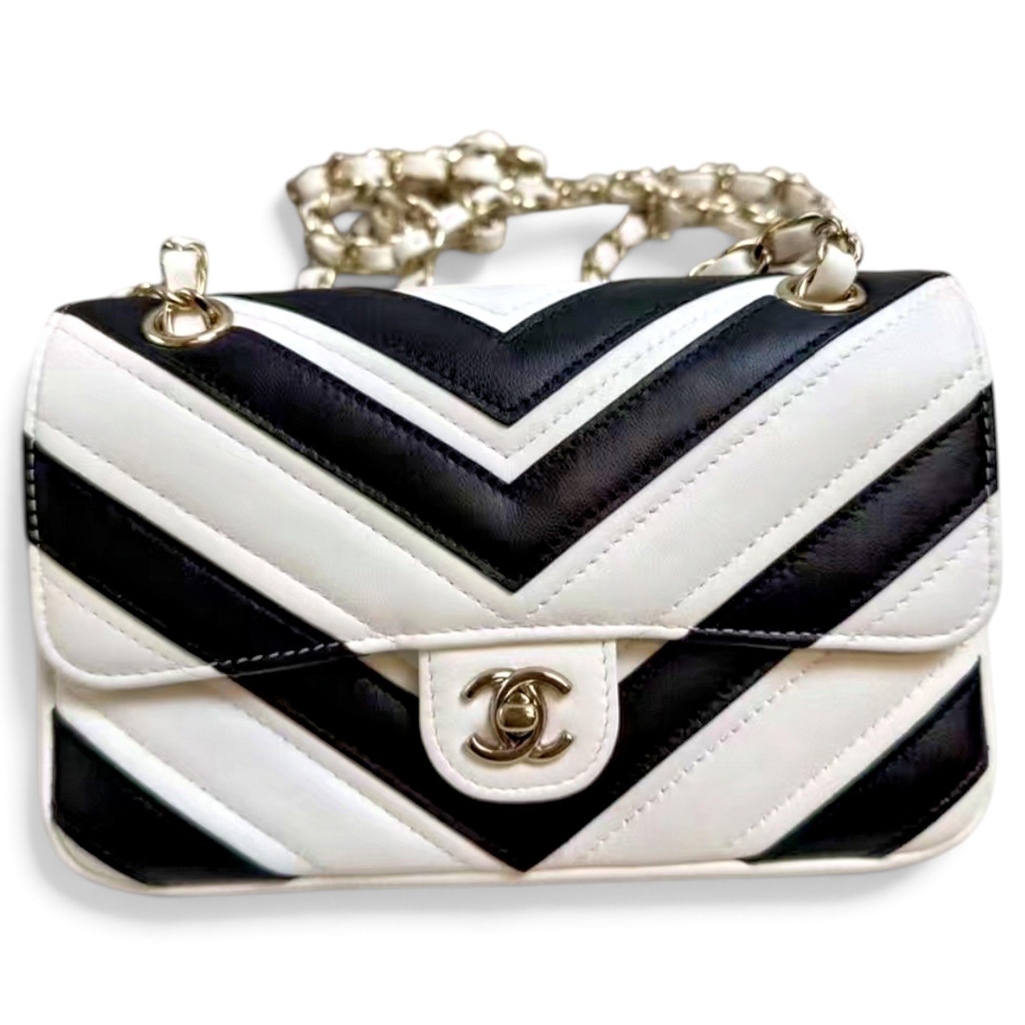 Timeless/Classique leather crossbody bag