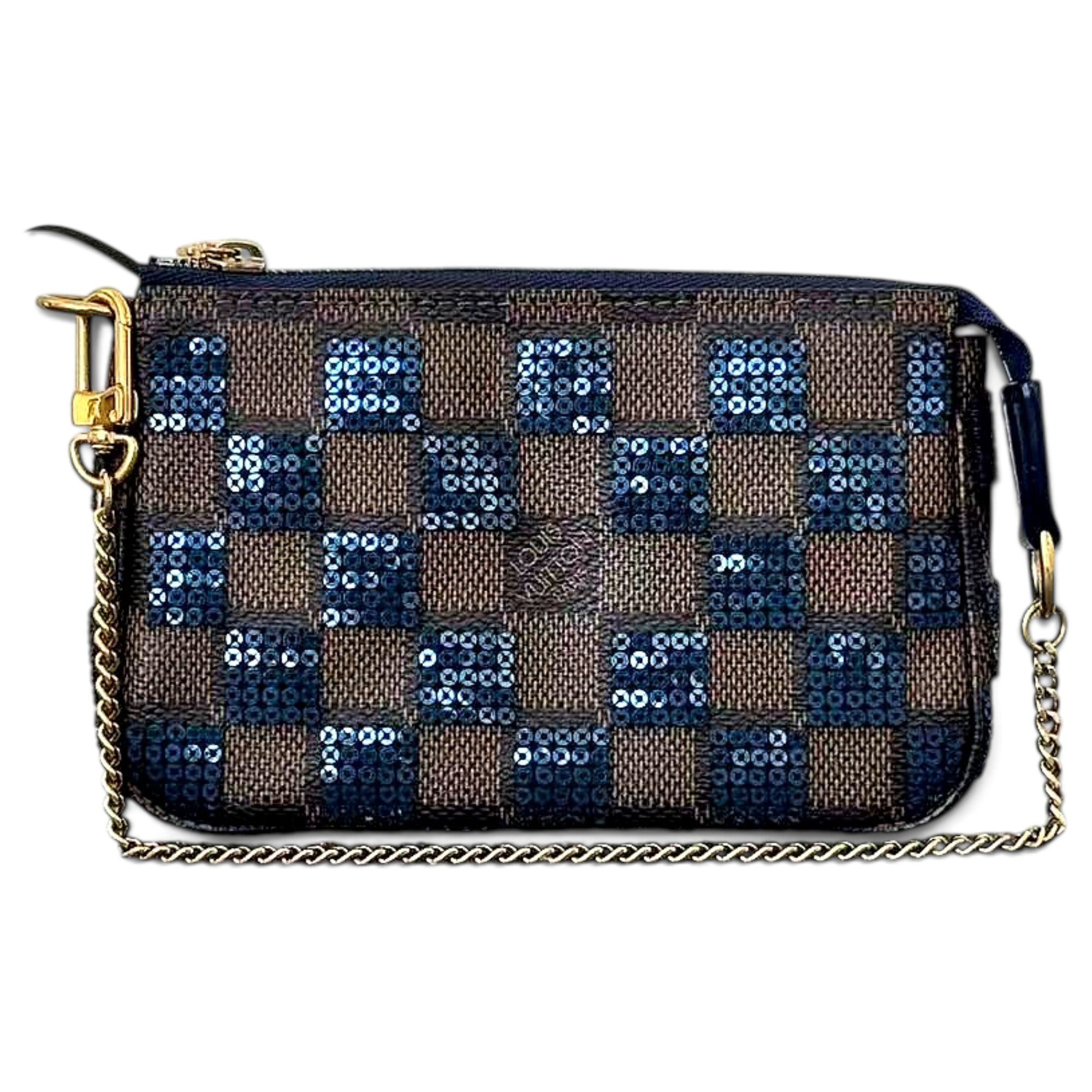 Pochette Accessoire leather handbag