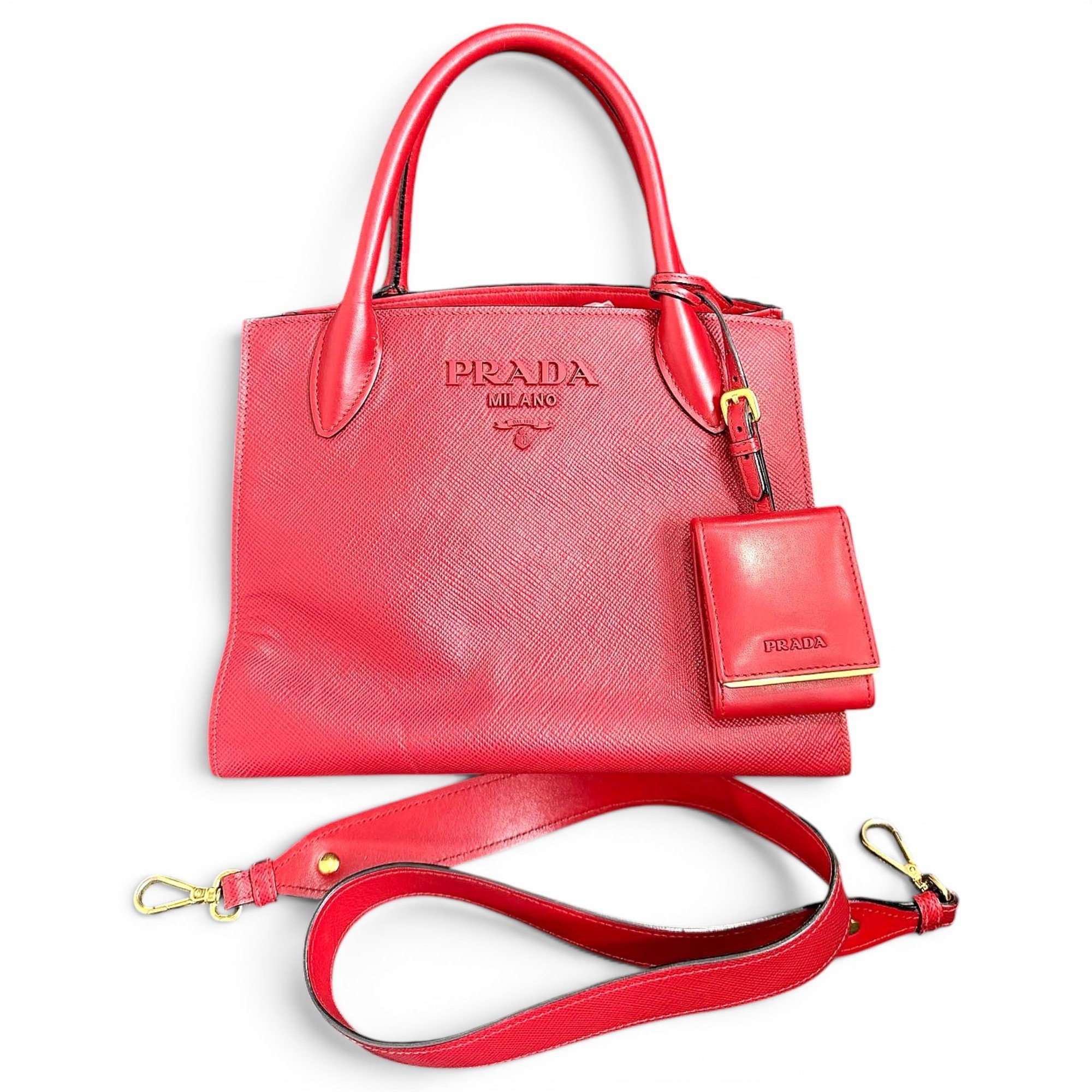 Monochrome leather handbag