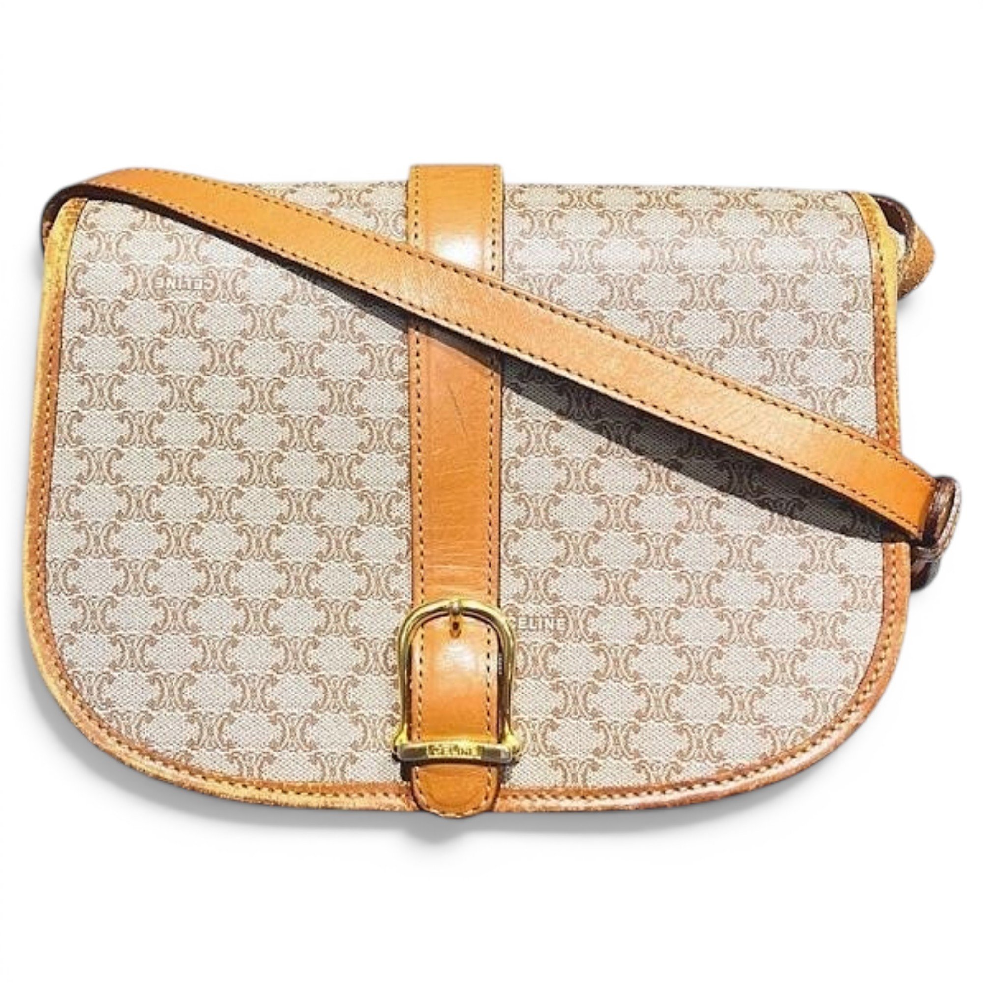 Pocket leather handbag