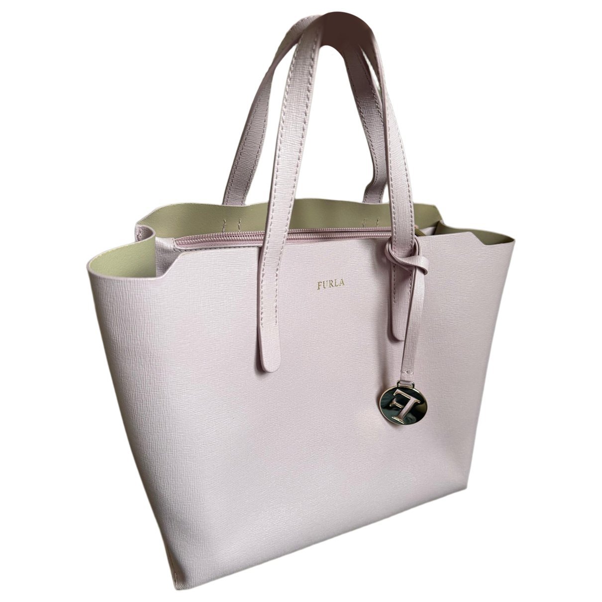 Leather tote