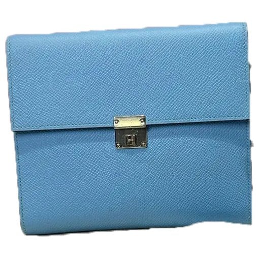 Clic 16 leather crossbody bag