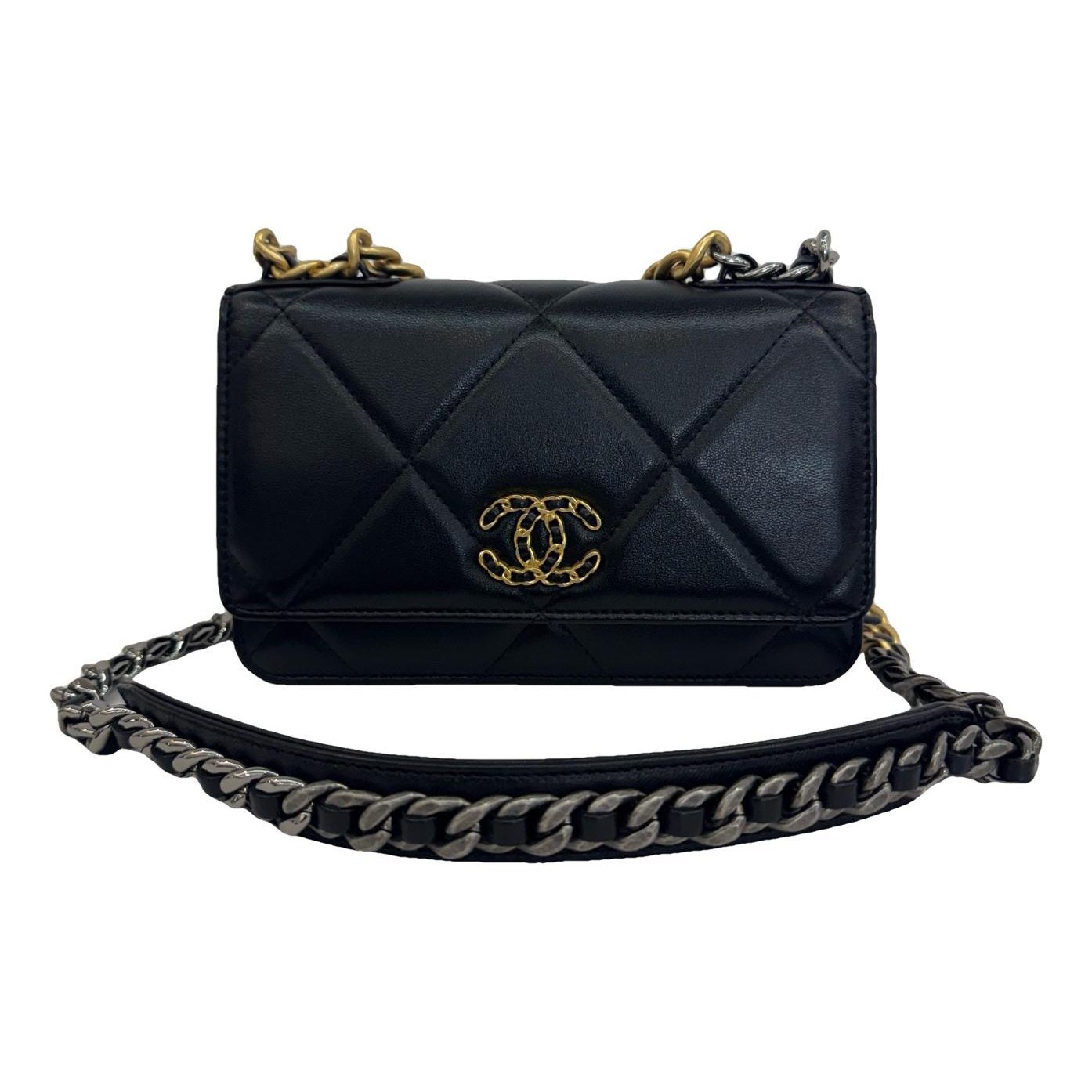 Wallet On Chain Chanel 19 leather handbag