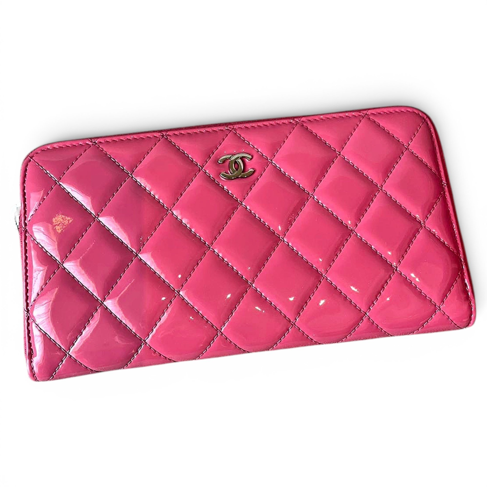 Patent leather clutch bag