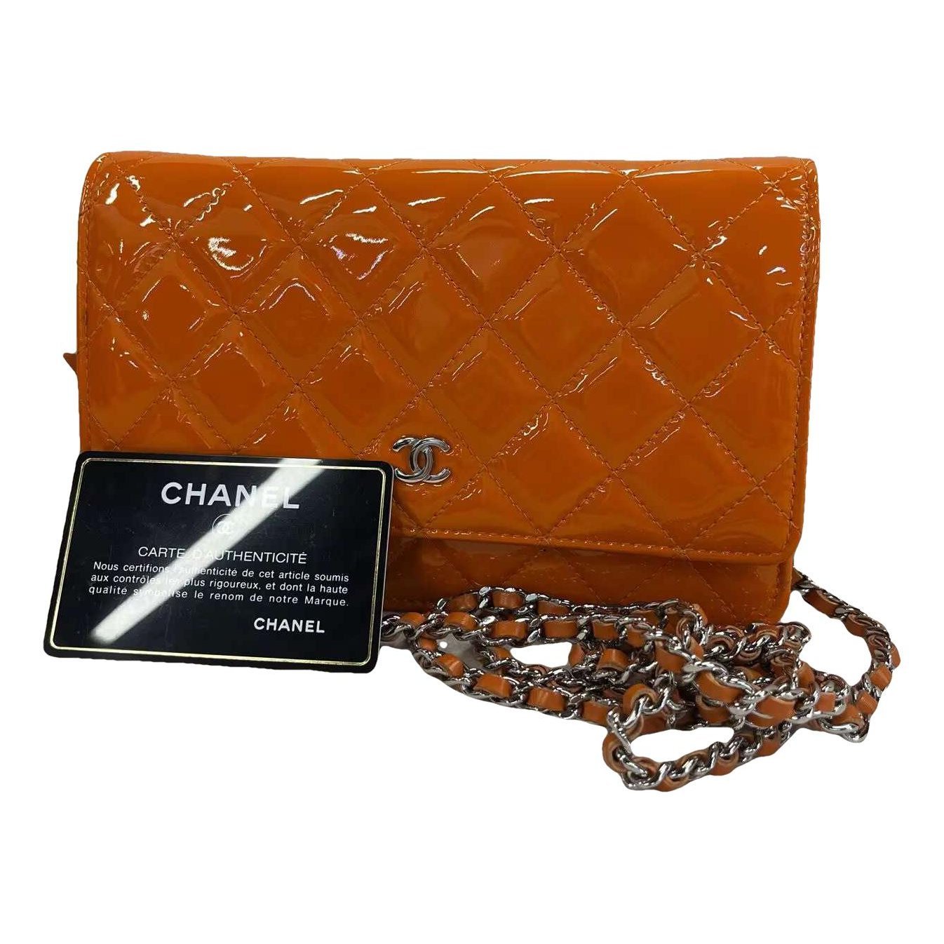 Trendy CC Wallet on Chain patent leather handbag