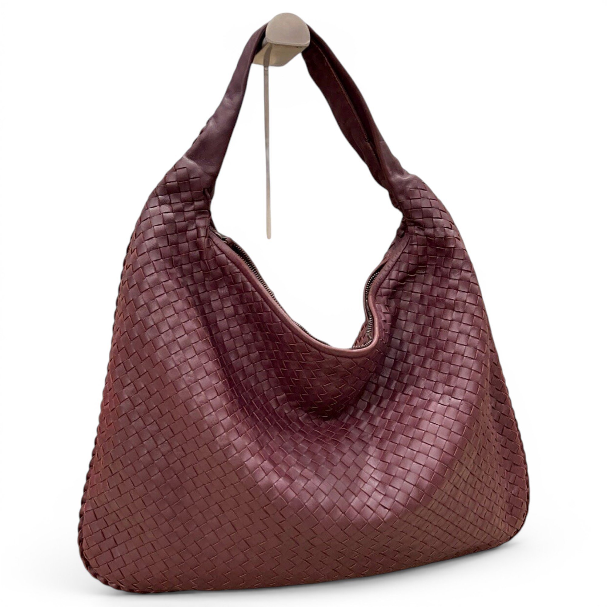 Veneta leather handbag