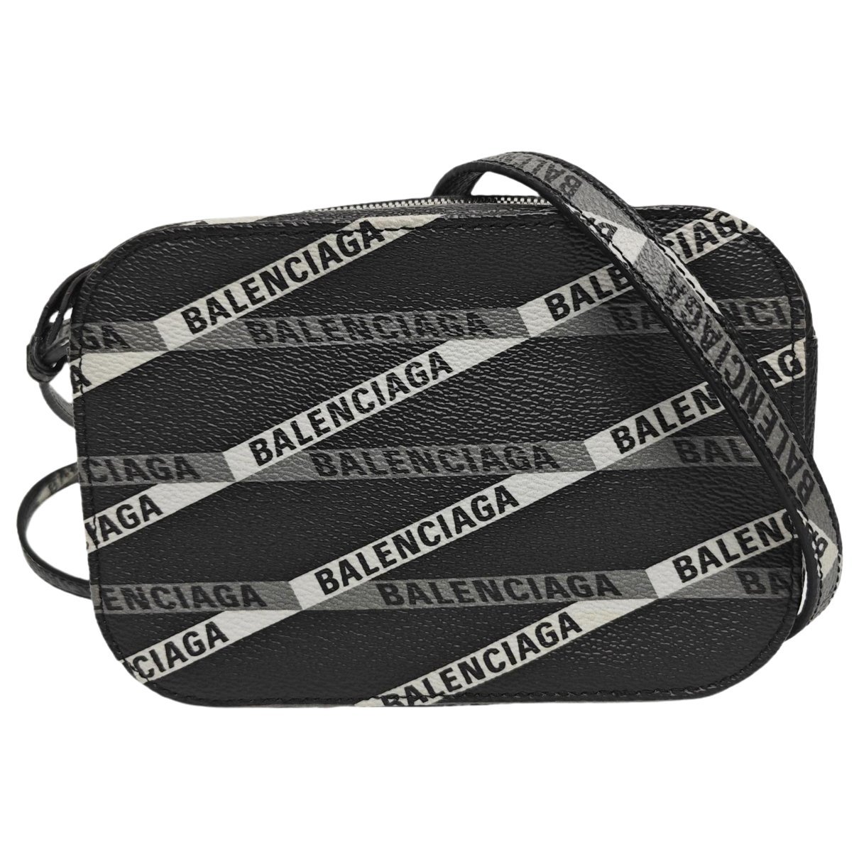 Everyday leather crossbody bag