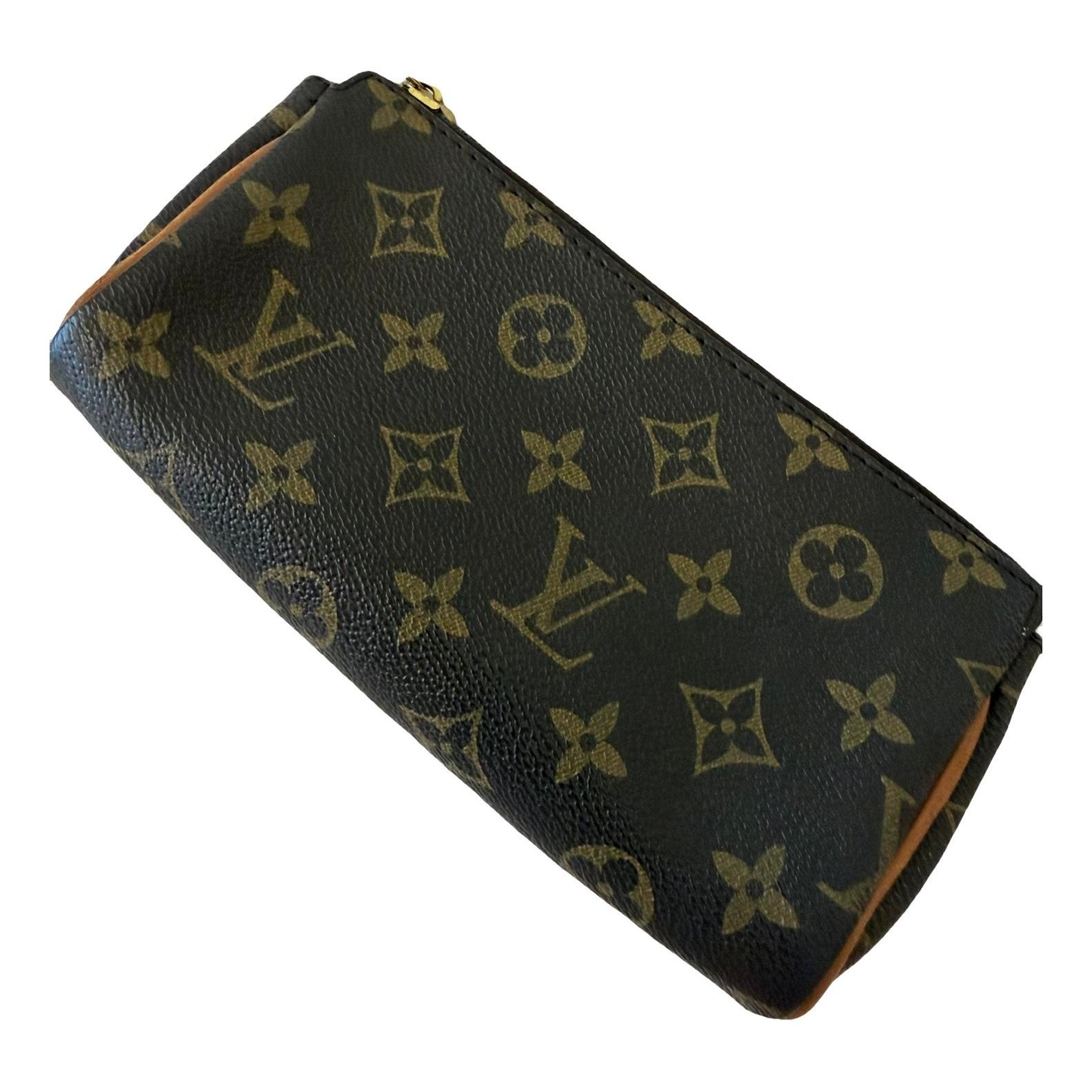 Leather clutch bag