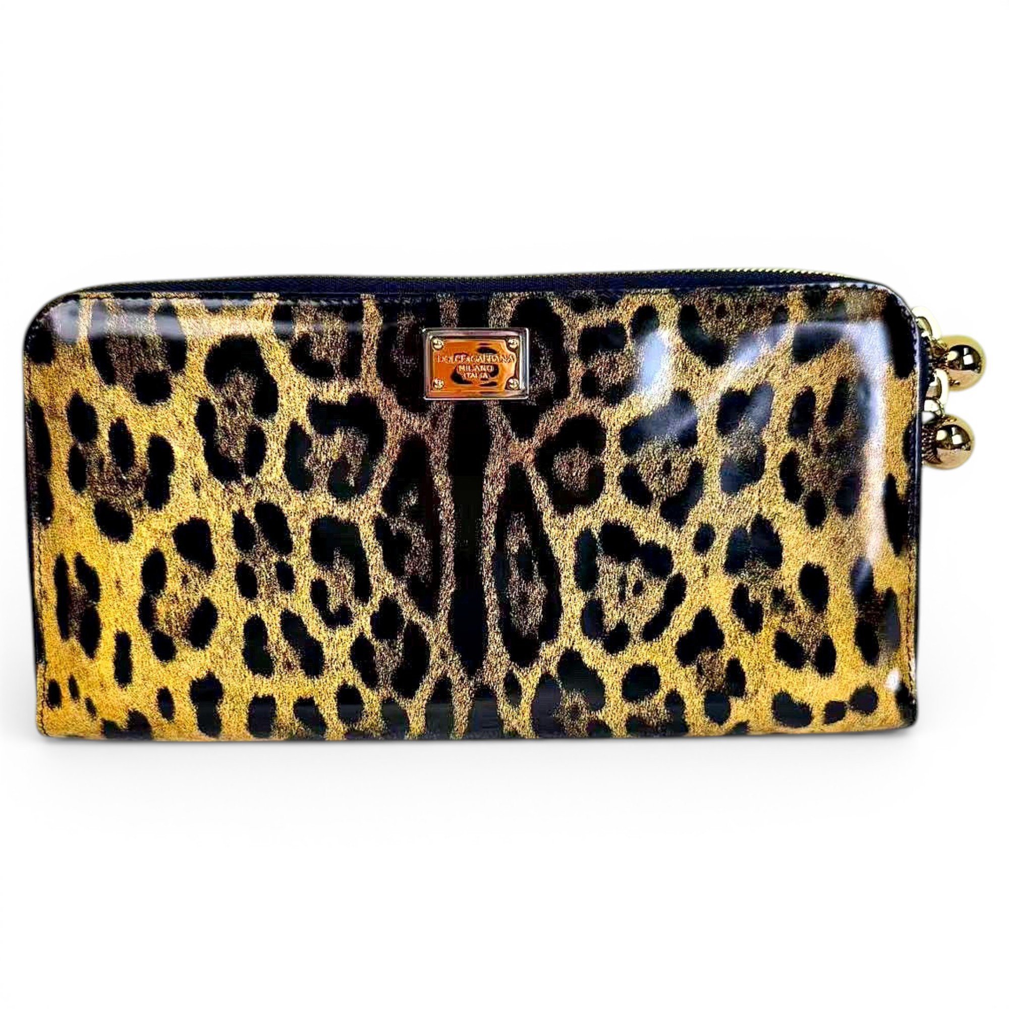 Patent leather clutch bag