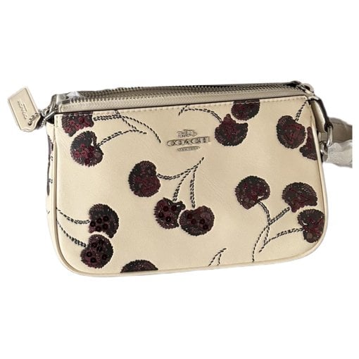Wristlet nolita 19 leather handbag