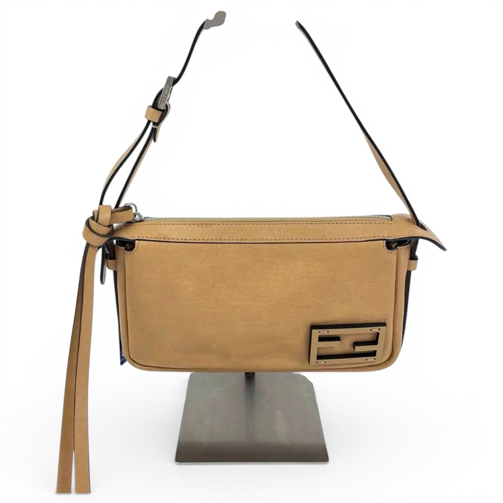 Baguette leather handbag