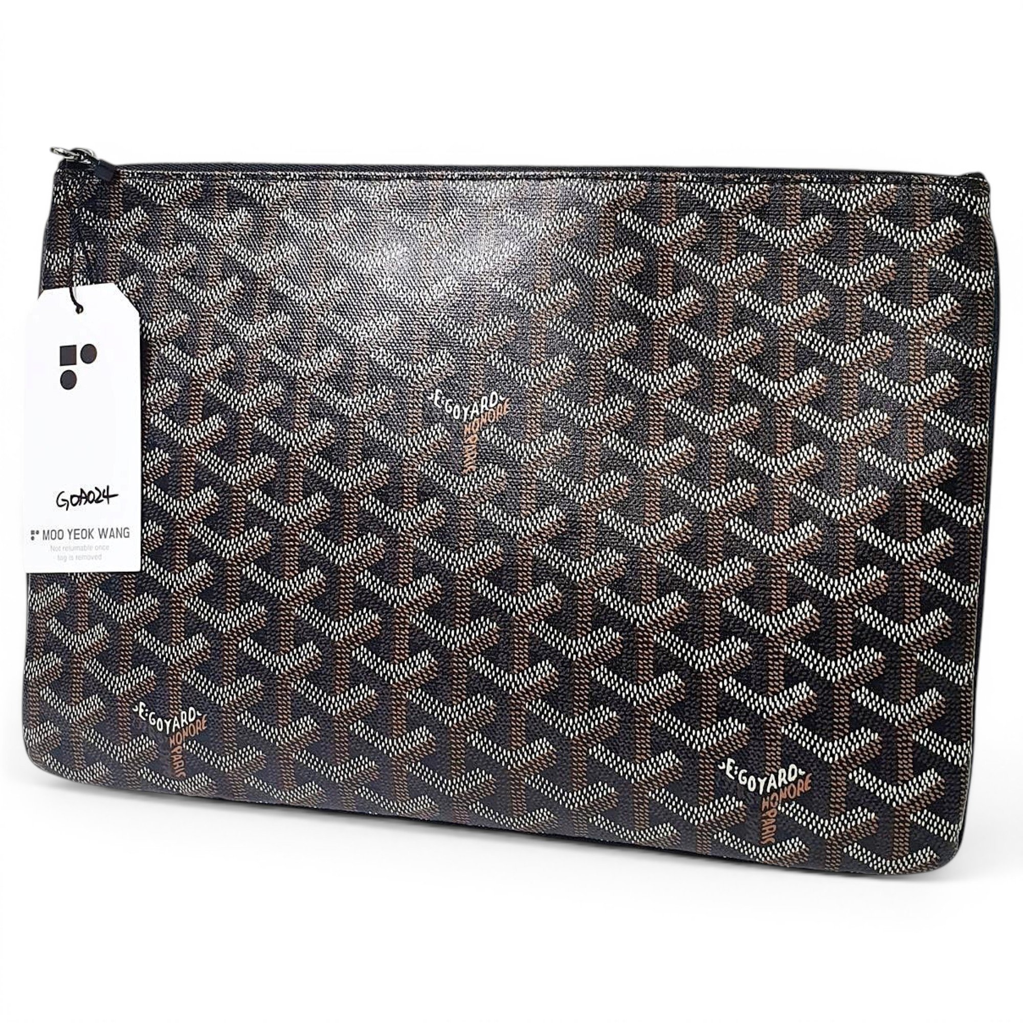 Leather clutch bag