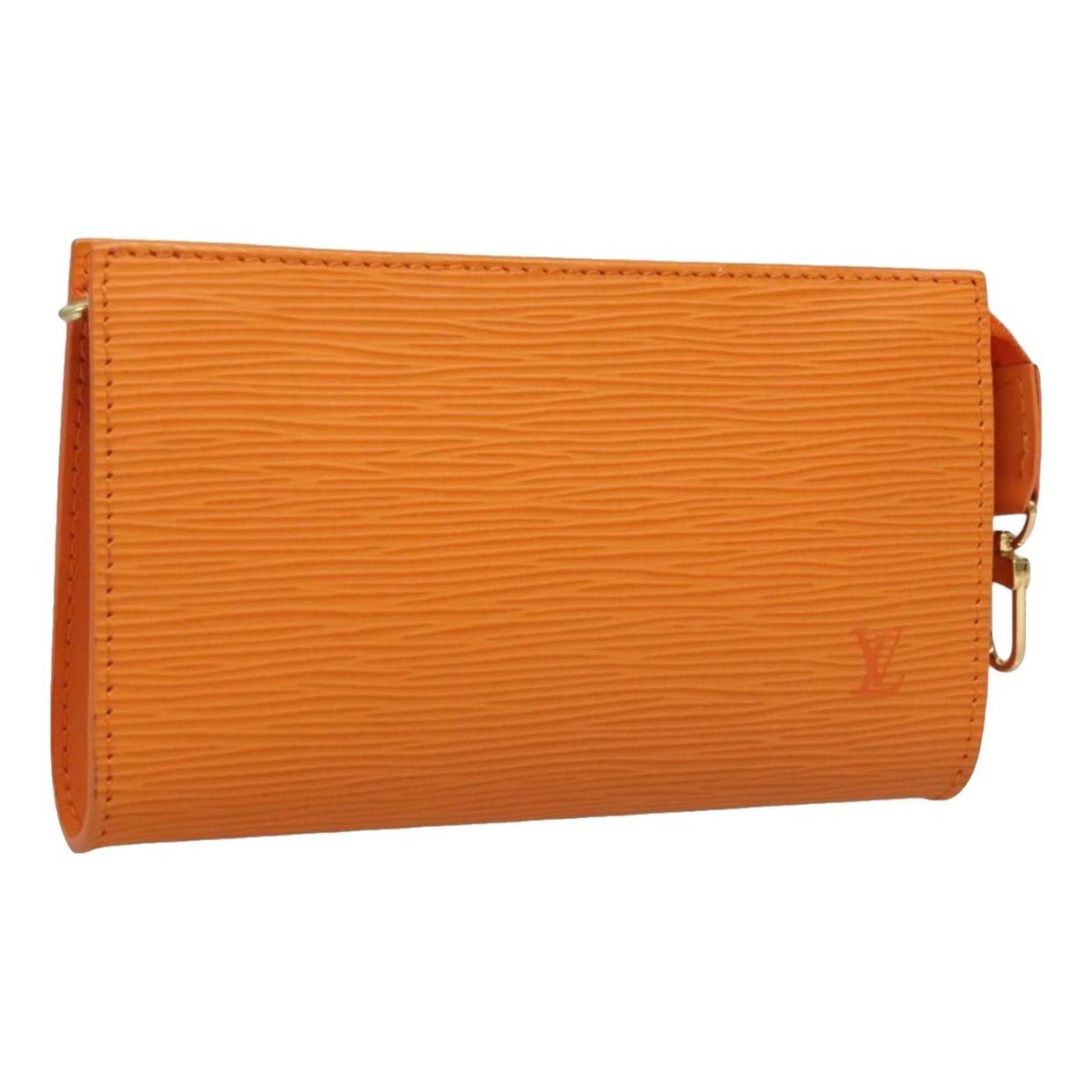 Louis Vuitton Leather handbag